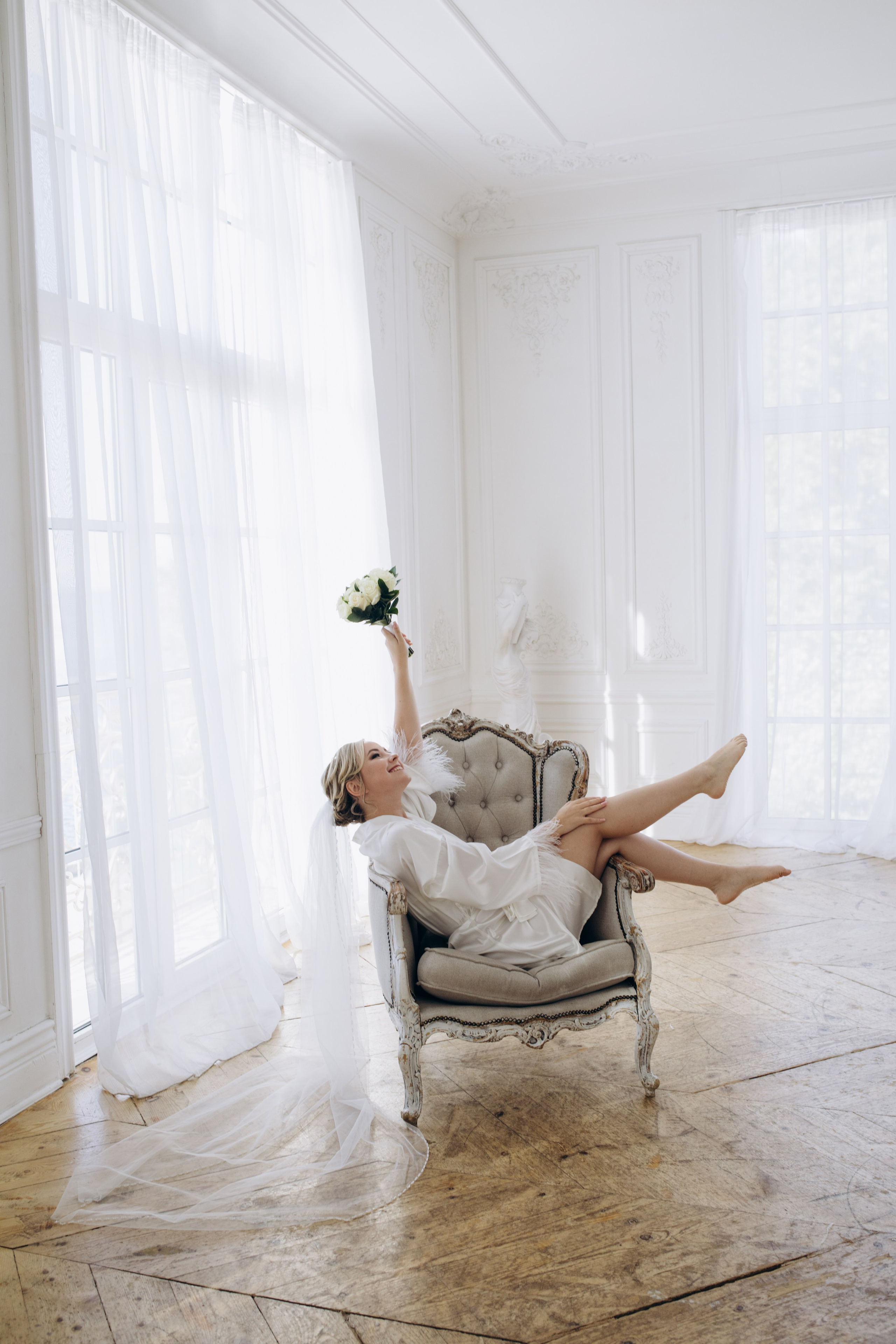 Свадебная регистрация в Загсе на Английской Набережной в Санкт-Петербурге. Фотограф в Санкт-Петербурге Разиля Идиятуллина