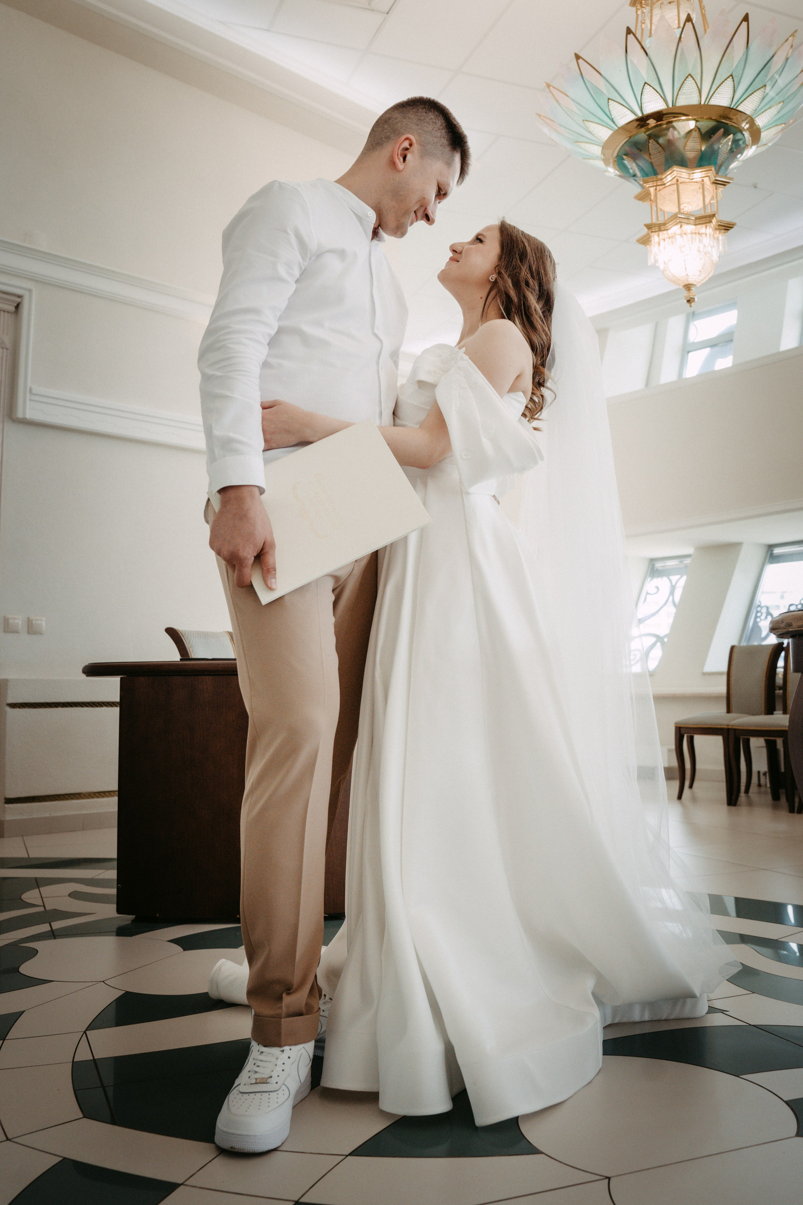 Анна и Эдуард. Главная