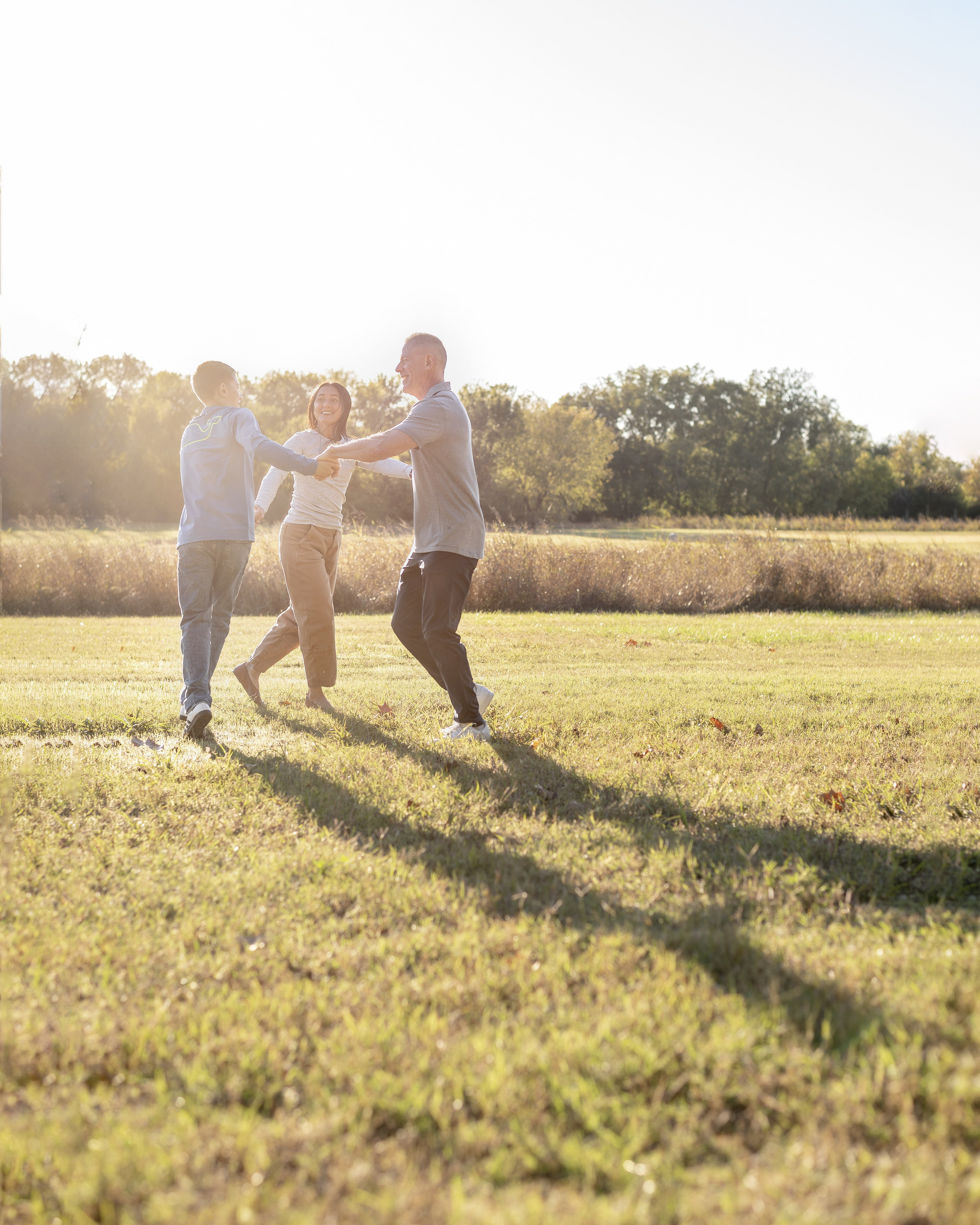 Oklahoma Family Photographer | Natural Family Photography in Stillwater, OK. Wedding Family Portrait Photographer in Stillwater, Tulsa, OKC Oklahoma | Nika Loran Photography