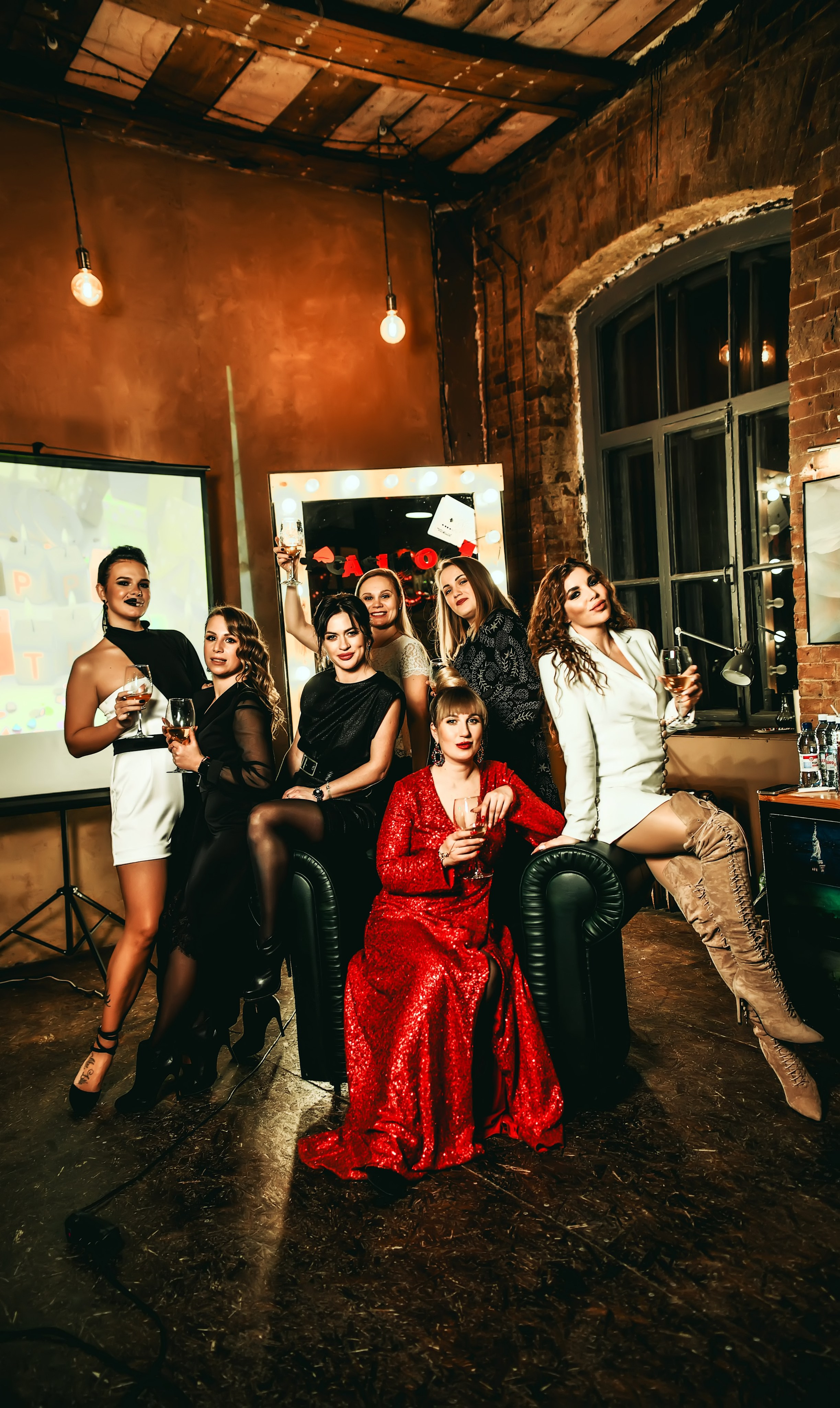 Тематическая вечеринка на юбилей 35 лет. Свадебный, семейный, детский, контент фотограф в Омске Максим Ильин