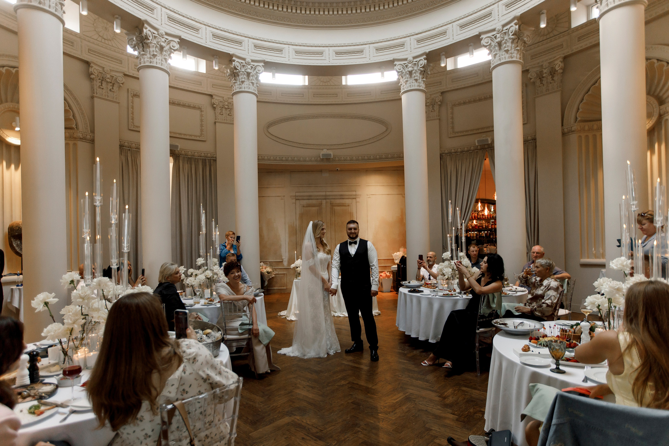 Артур и Елизавета. Бутик-отель «Pallasa». Фотограф Анна Лейман. Севастополь