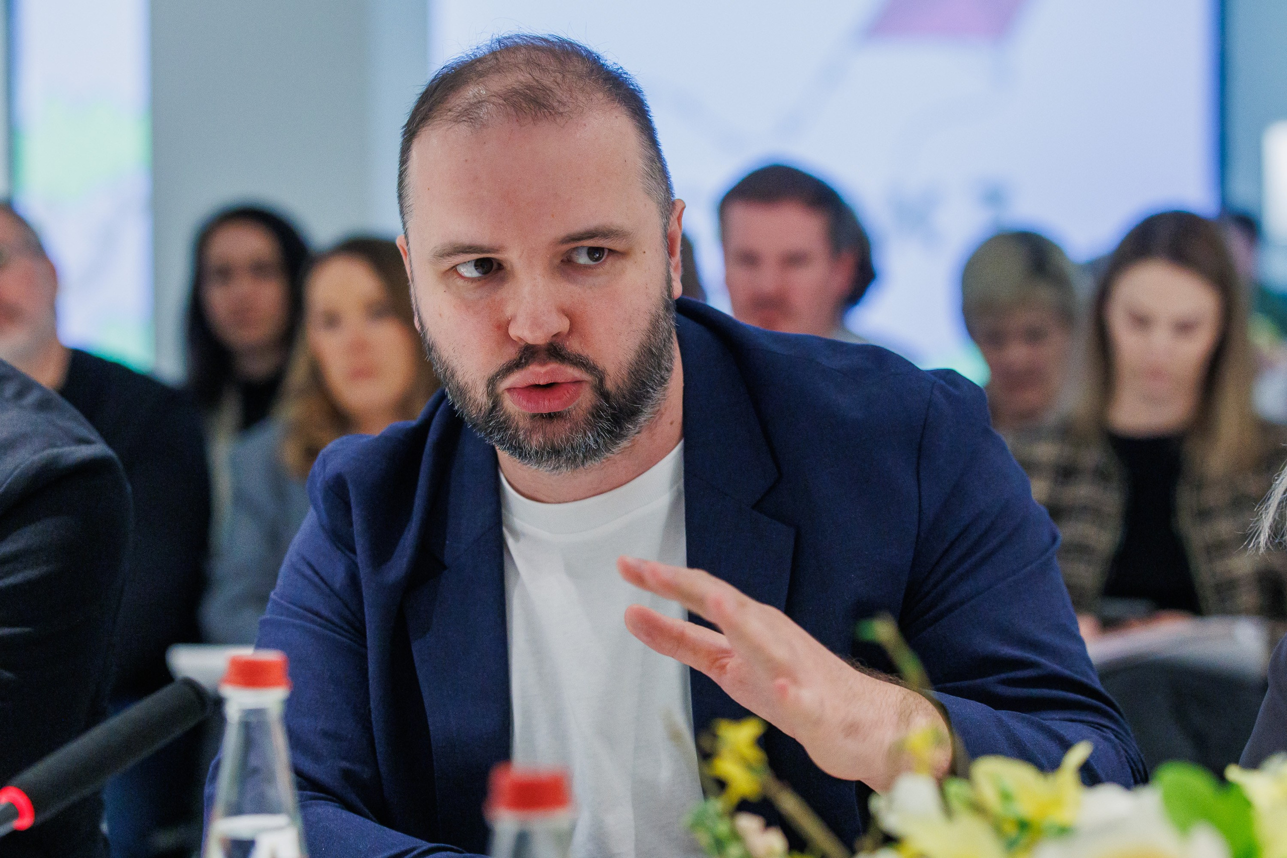 Экспертная дискуссия на тему: “Ответственный подход к созданию детского и семейного контента”. Photographer Danil Aykin