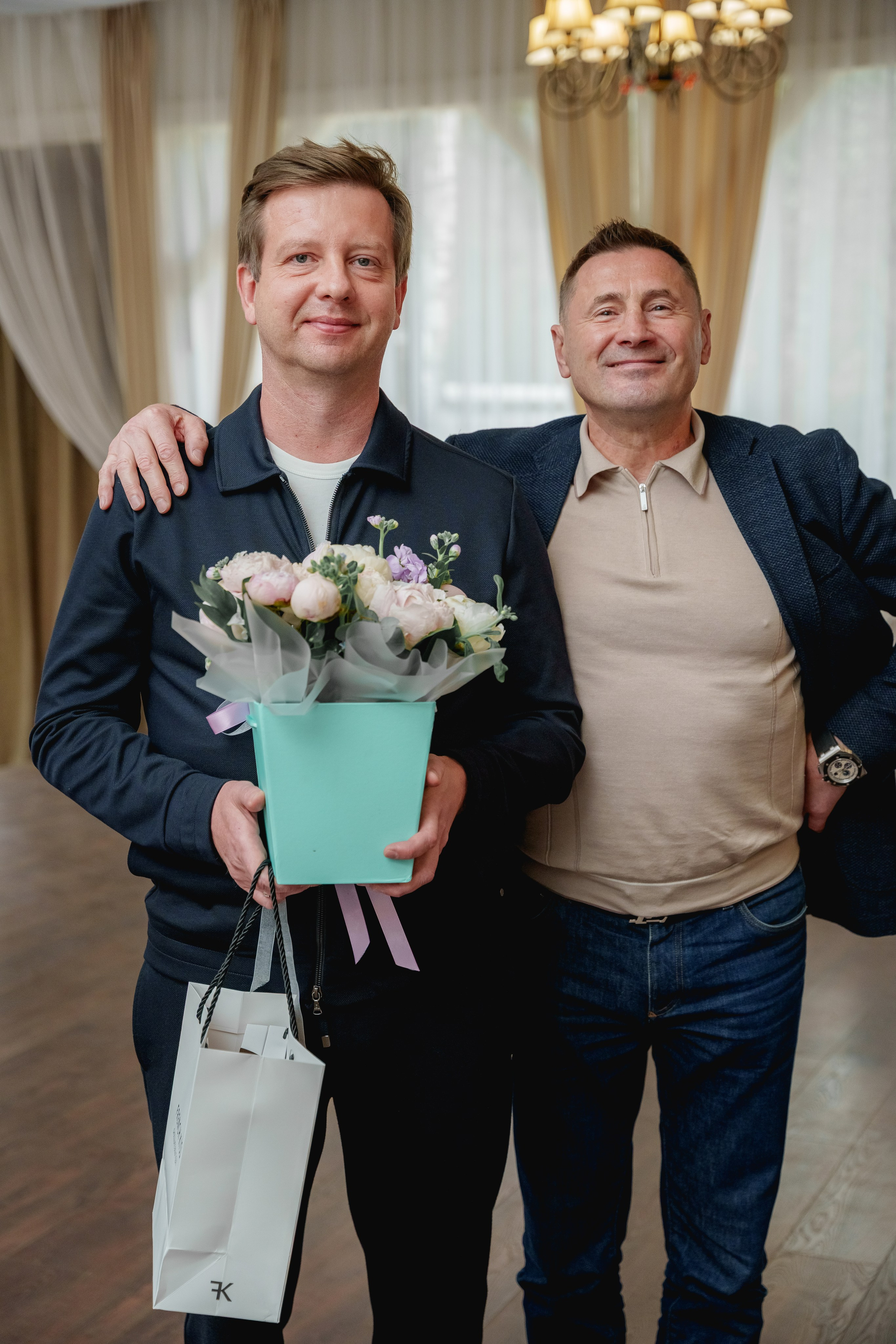 Выпускной 9 класс. Станислав Тюрин Фотограф Москва. Индивидуальные и семейные фотосессии;