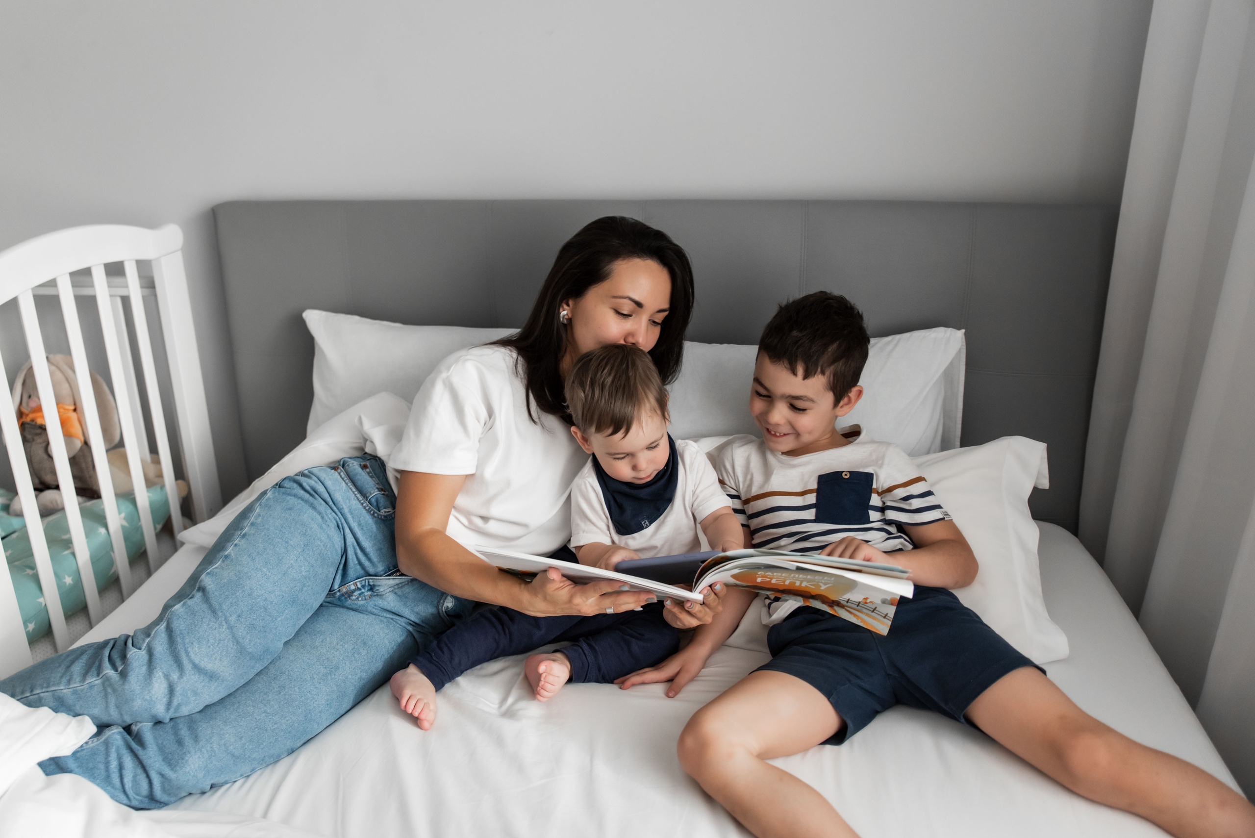 Домашняя съемка, Катя и мальчишки. Свадебный фотограф Тюмень Анастасия Битная