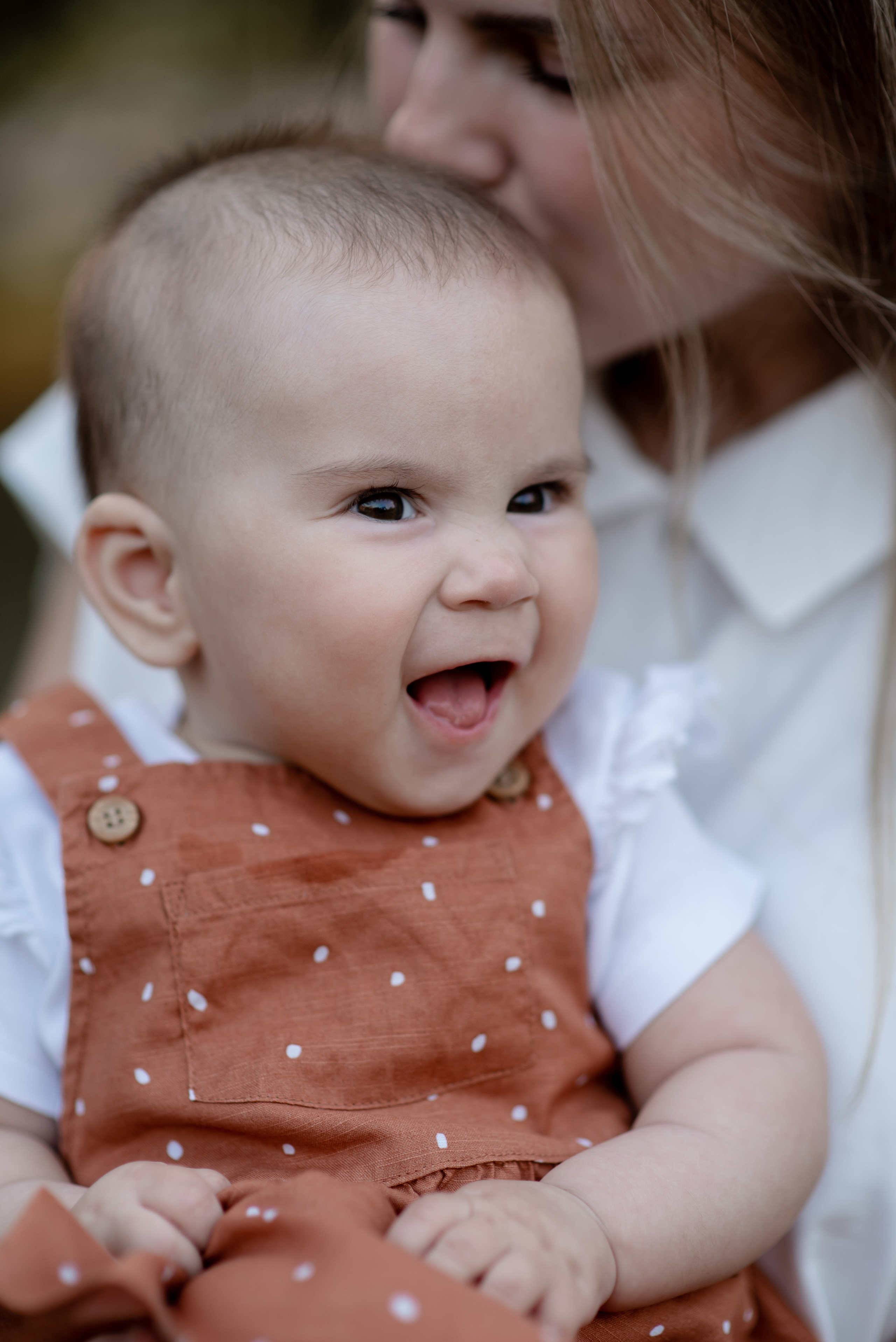 Семейная съемка в центре города. Свадебный фотограф Тюмень Анастасия Битная