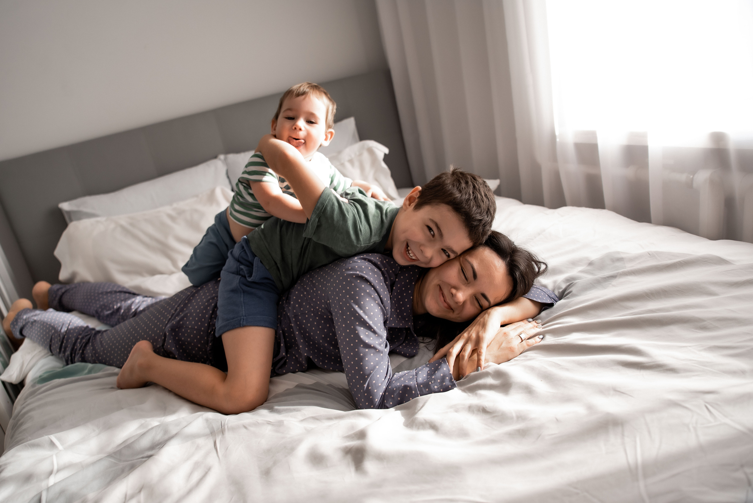 Домашняя съемка, Катя и мальчишки. Свадебный фотограф Тюмень Анастасия Битная