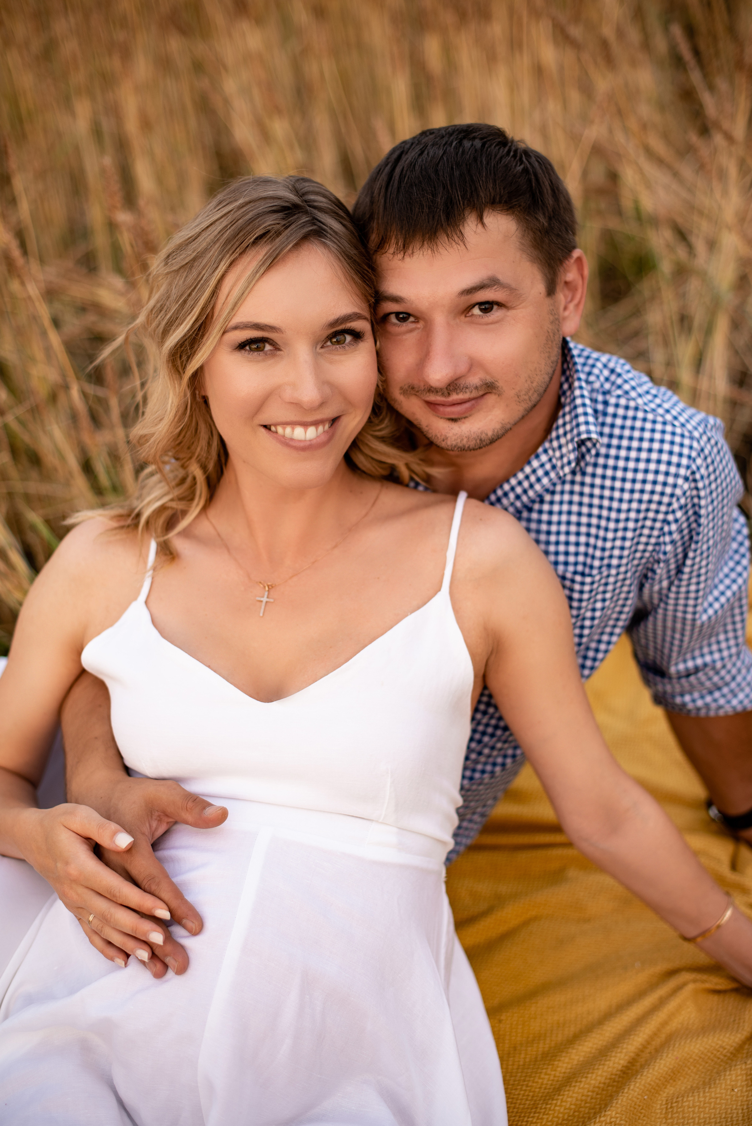 Анастасия со своей семьей в ожидании чуда. Свадебный фотограф Тюмень Анастасия Битная