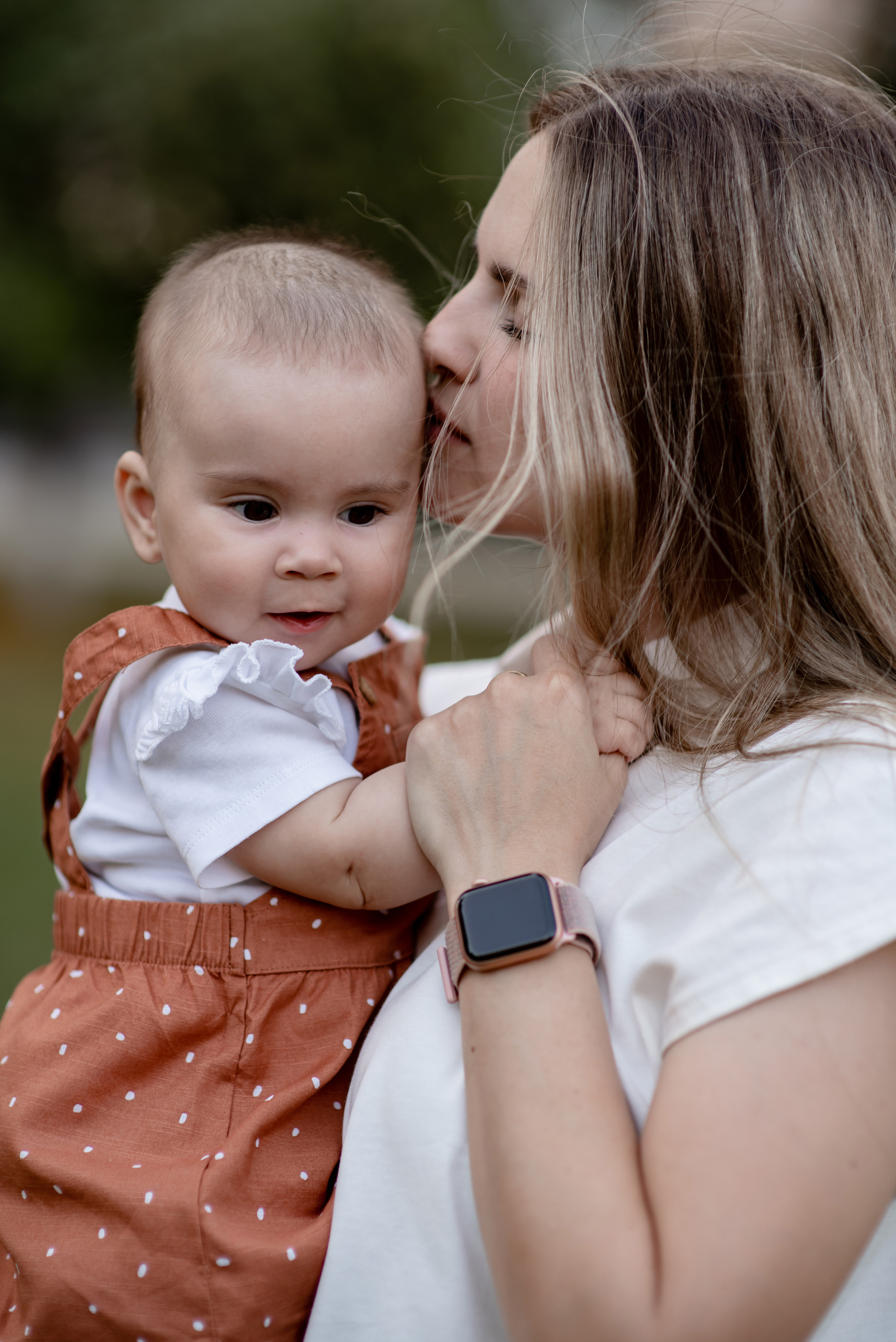 Семейная съемка в центре города. Свадебный фотограф Тюмень Анастасия Битная