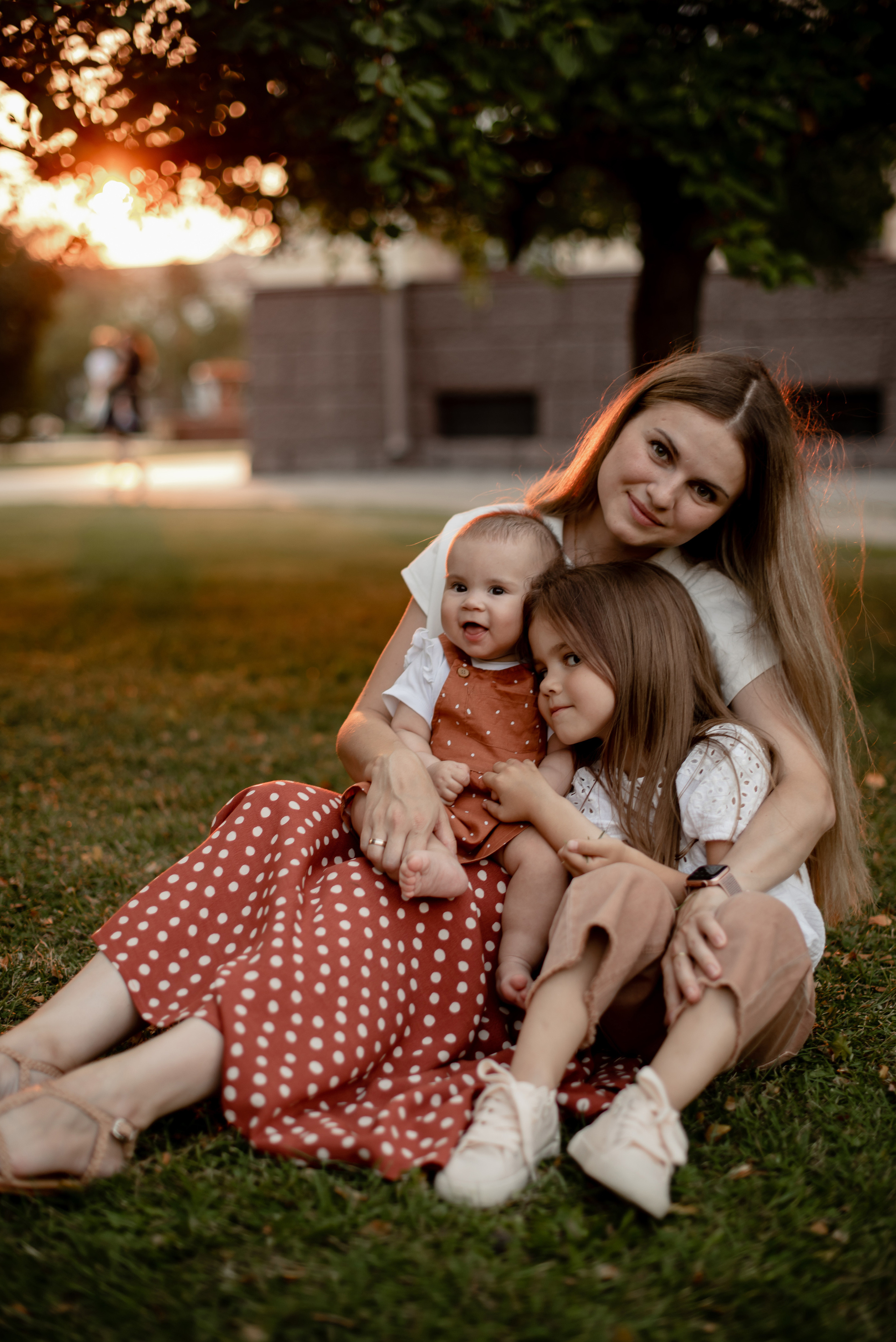 Семейная съемка в центре города. Свадебный фотограф Тюмень Анастасия Битная