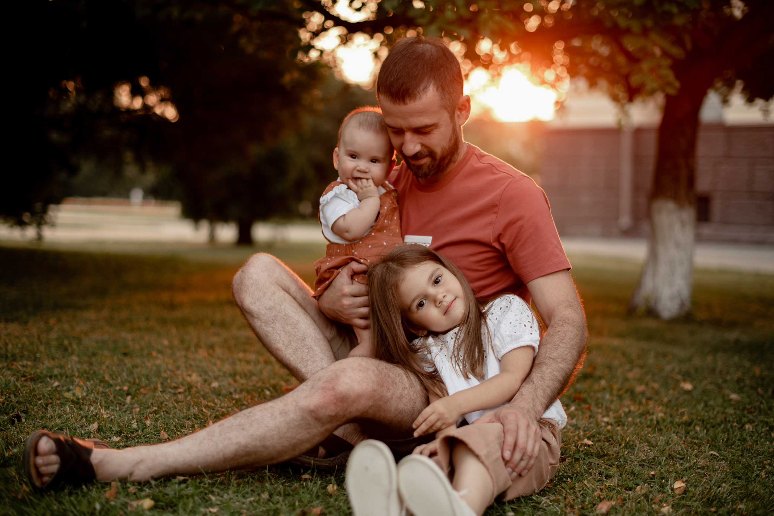 Семейная съемка в центре города. Свадебный фотограф Тюмень Анастасия Битная