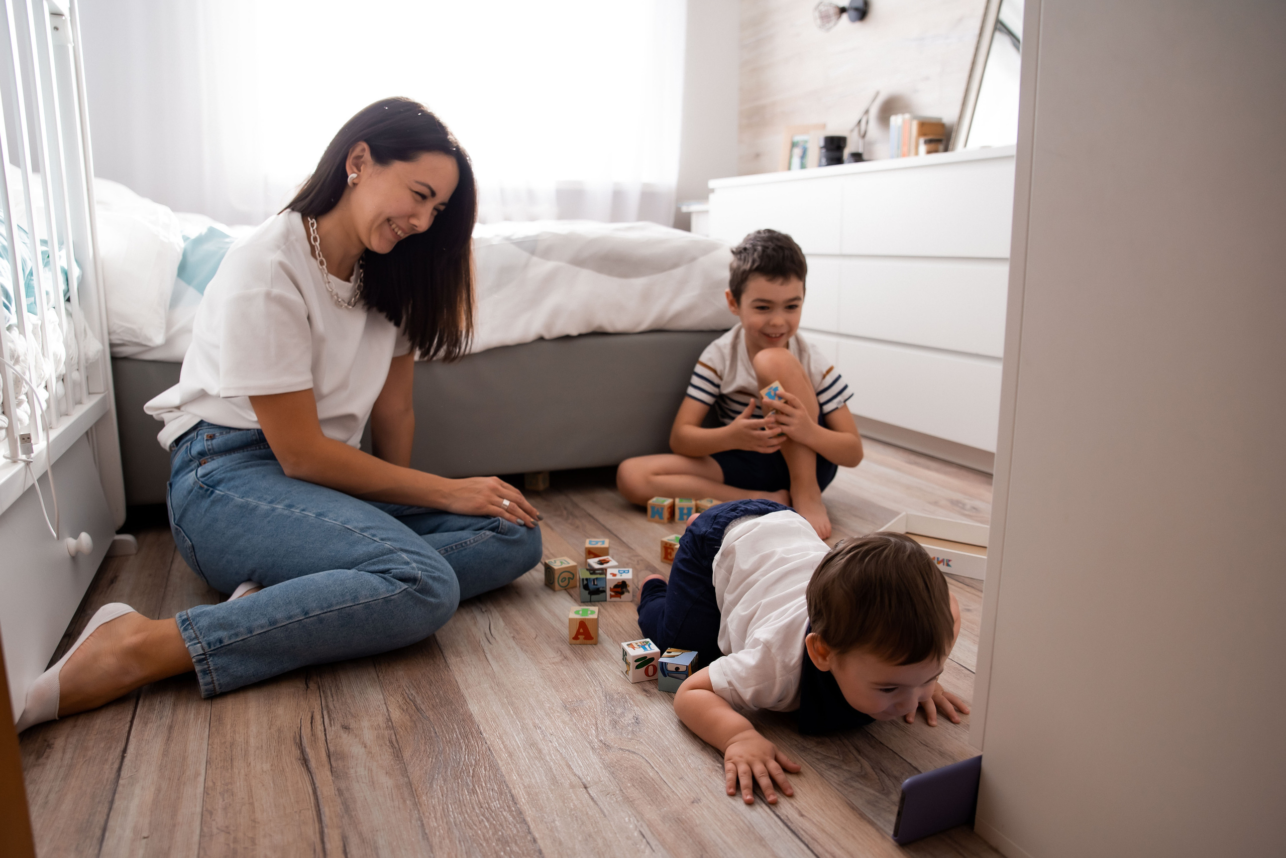 Домашняя съемка, Катя и мальчишки. Свадебный фотограф Тюмень Анастасия Битная