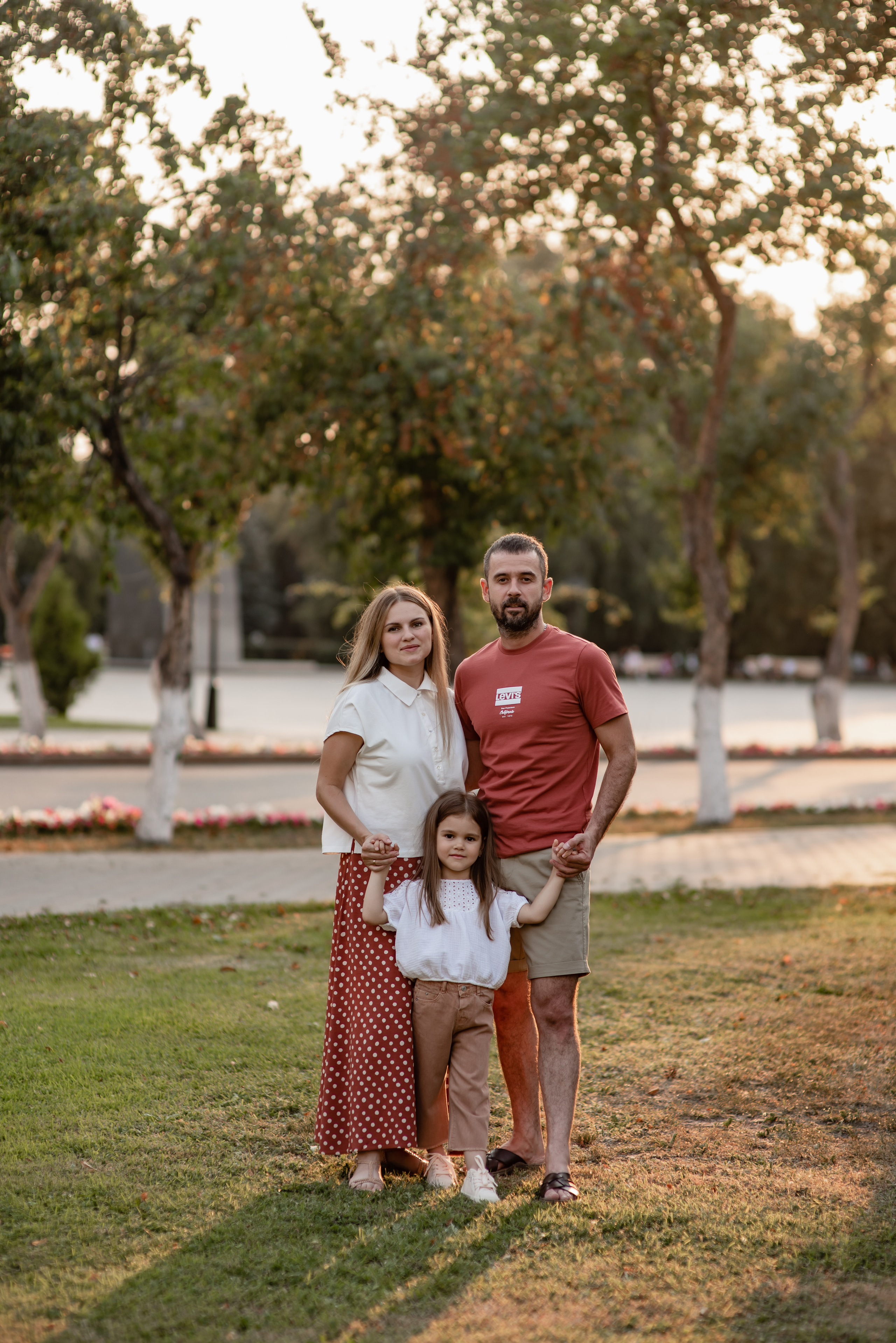 Семейная съемка в центре города. Свадебный фотограф Тюмень Анастасия Битная