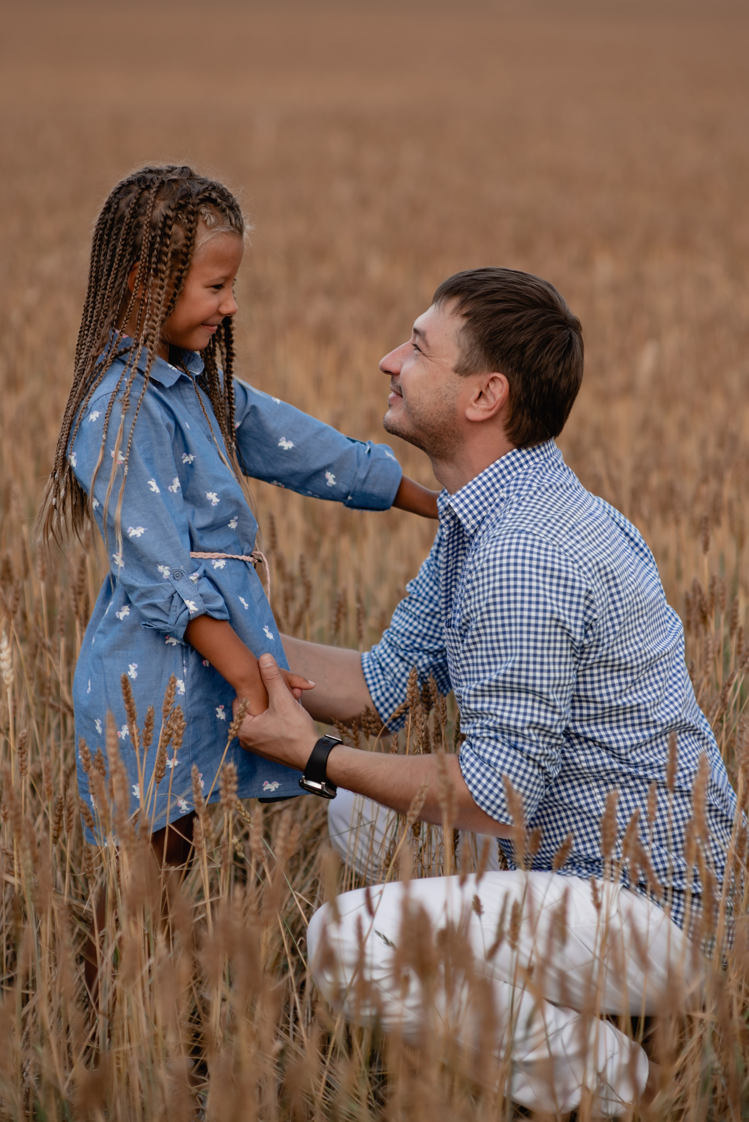 Анастасия со своей семьей в ожидании чуда. Свадебный фотограф Тюмень Анастасия Битная