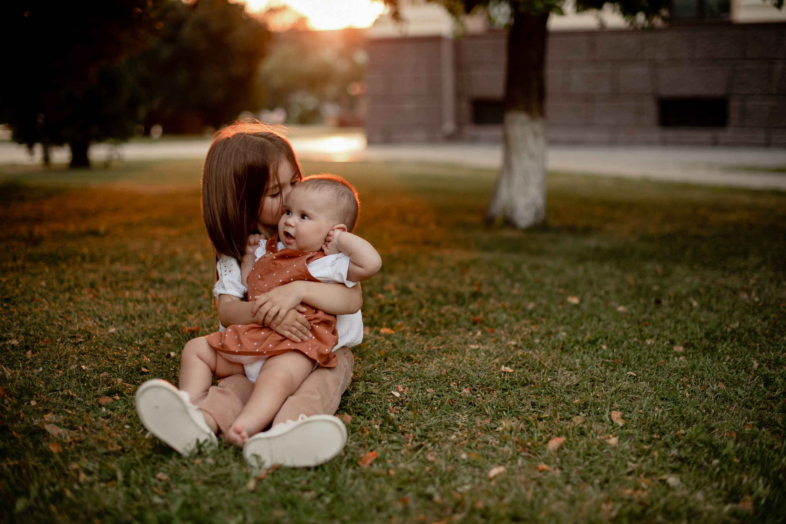 Семейная съемка в центре города. Свадебный фотограф Тюмень Анастасия Битная