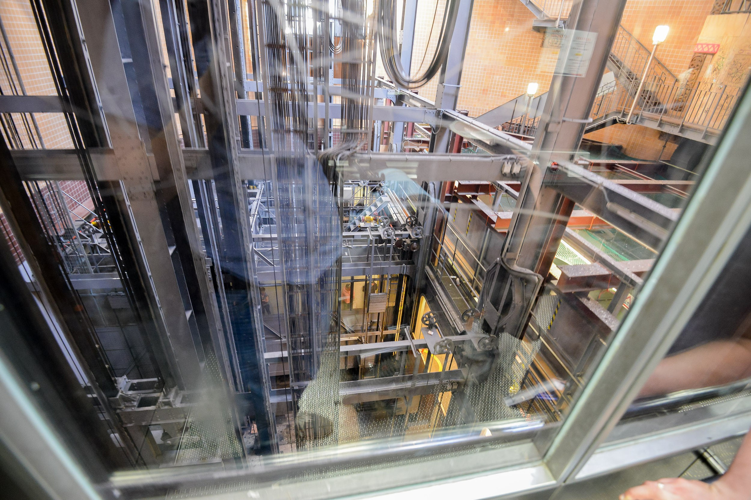 праздник, Беларусь, минск фотограф, репортажной фотограф Беларусь,  фотограф в Минске, Алексей Матюшков, фоторепортер Беларуси, Репортажная съемка мероприятий,  день рождения, Тоннель через Эльбу