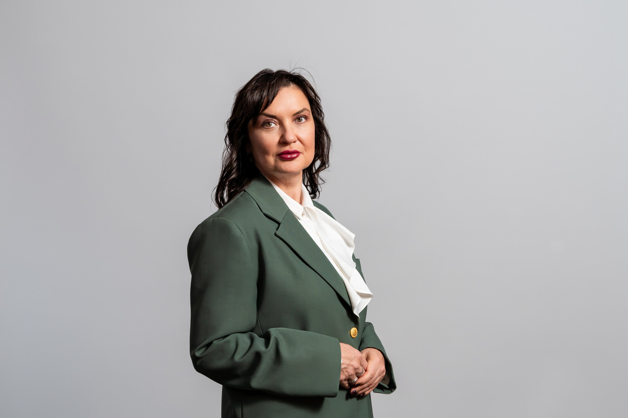 Корпоративные портреты сотрудников. Свадебный и семейный фотограф в Омске Белозерова Александра