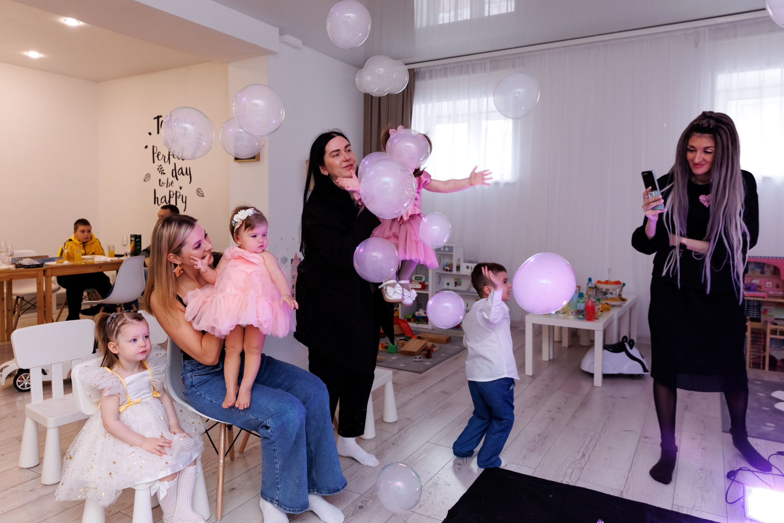 Клуб семейных развлечений Гости. Фотограф Новосибирск — Наталья Гресь