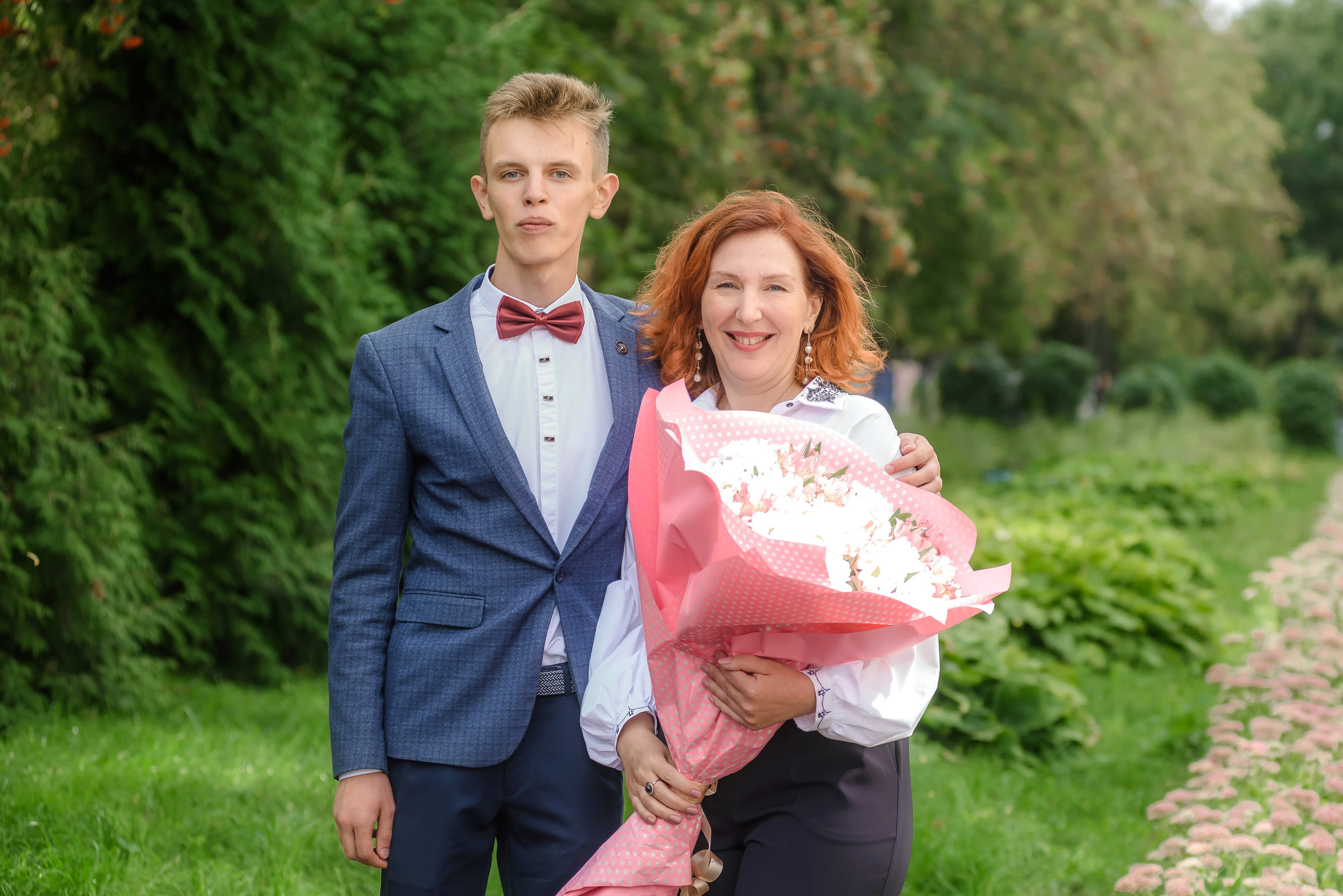 Линейка 11-е классы 2023. Фотограф Галина Лисанова, г. Брянск