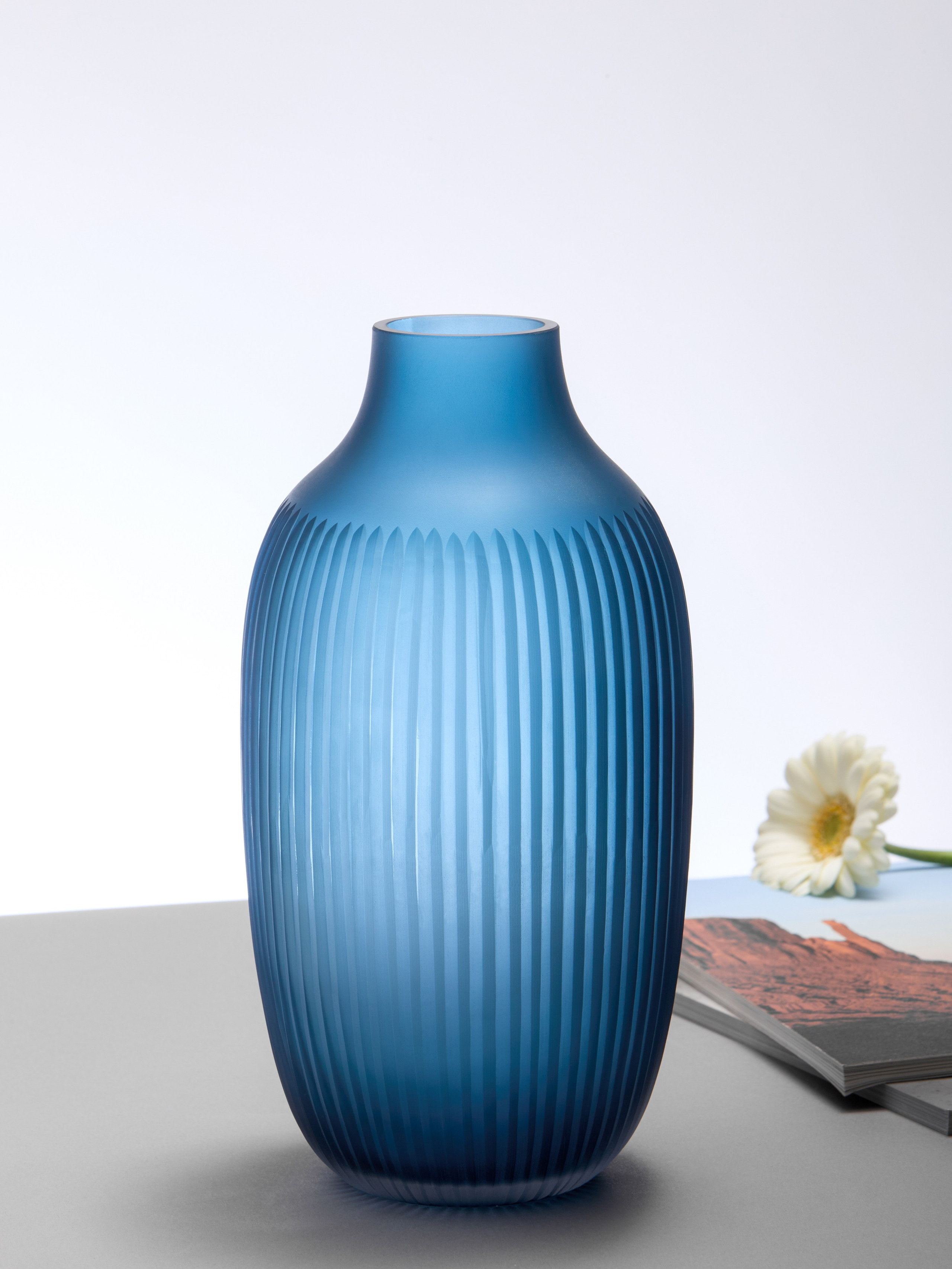 Вазы и конфетницы. Сайт о предметной, имиджевой и портретной фотографии, фотограф Фил Киреев