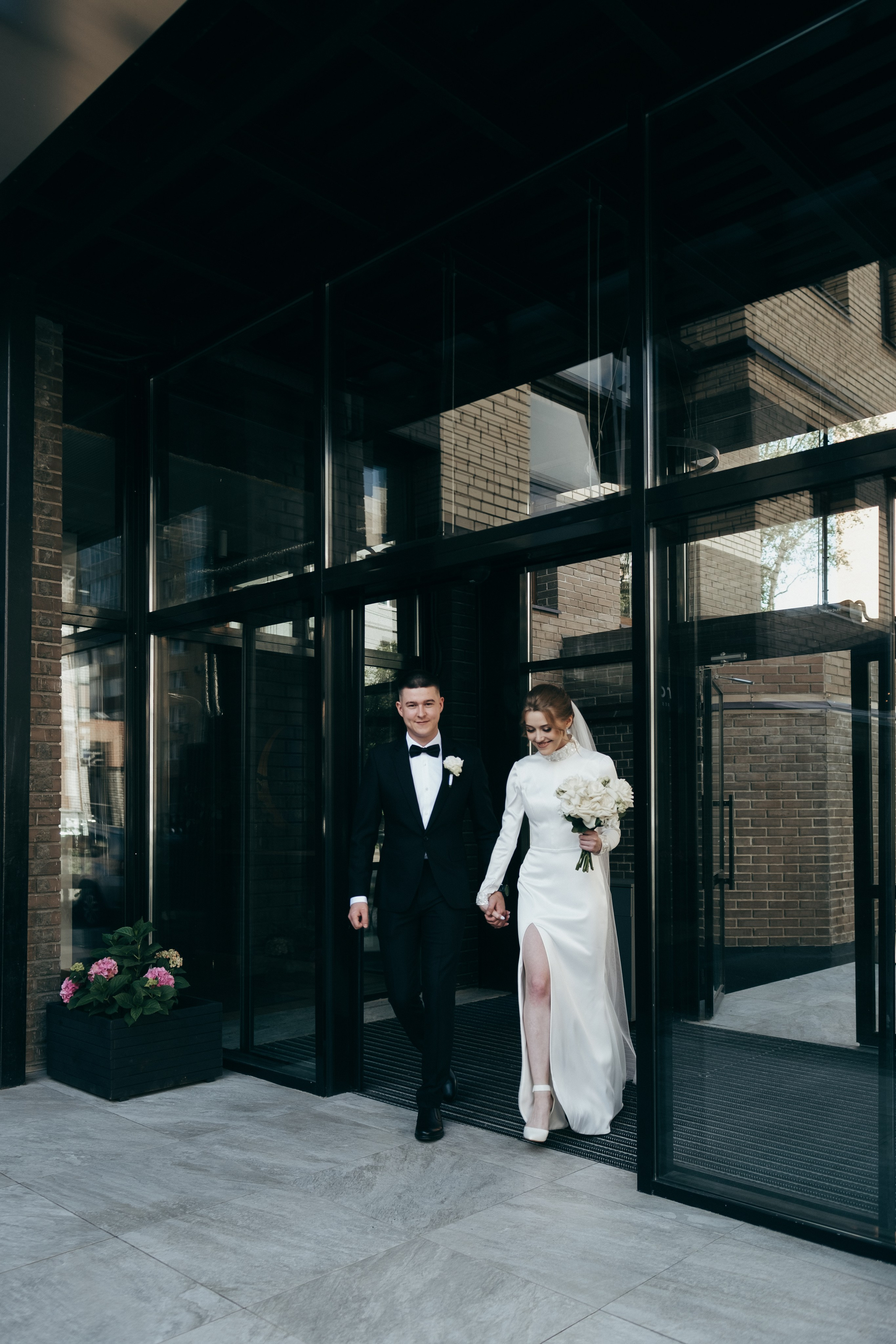 Свадьба Андрей и Лада — анонс первых фотографий. Свадебный и репортажной фотограф Денис Ожигин в Краснодаре и Краснодарском крае