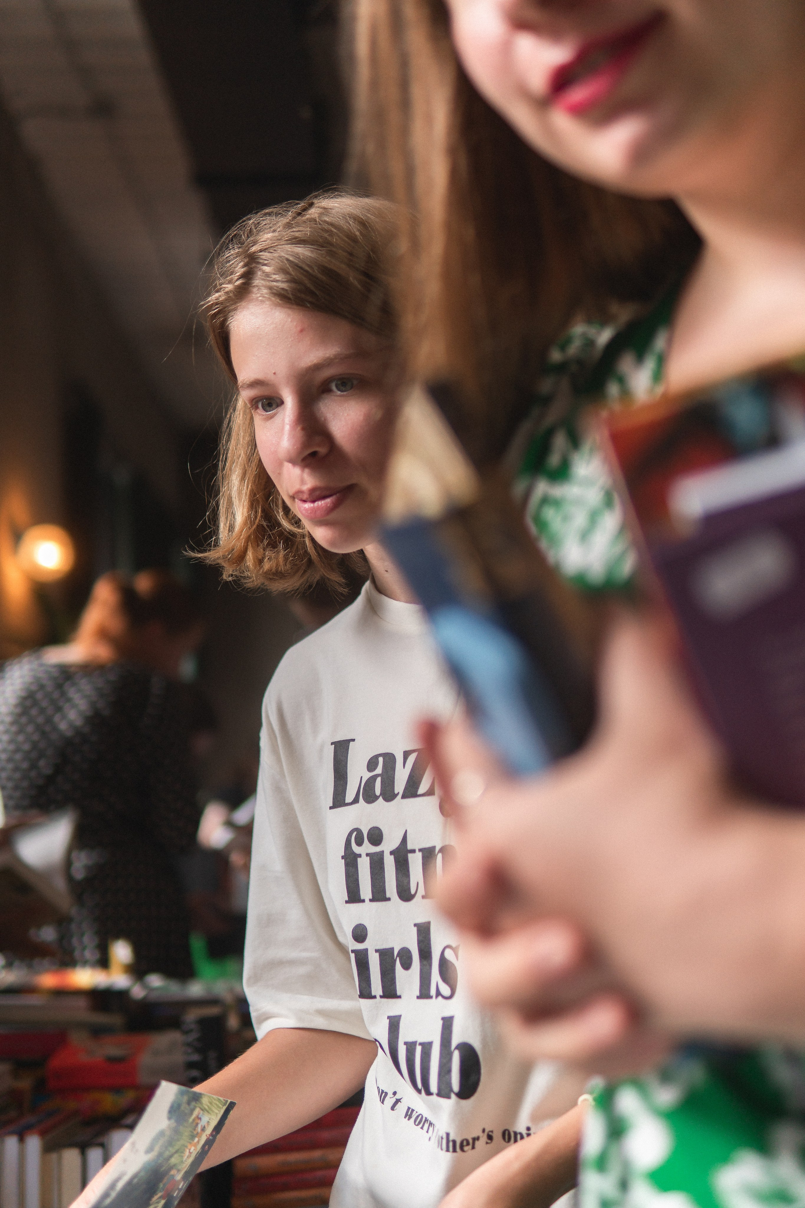 Благотворительный книжный маркет «ФОНАРЬ». Портретный и репортажный фотограф в Воронеже: Анастасия Пузикова