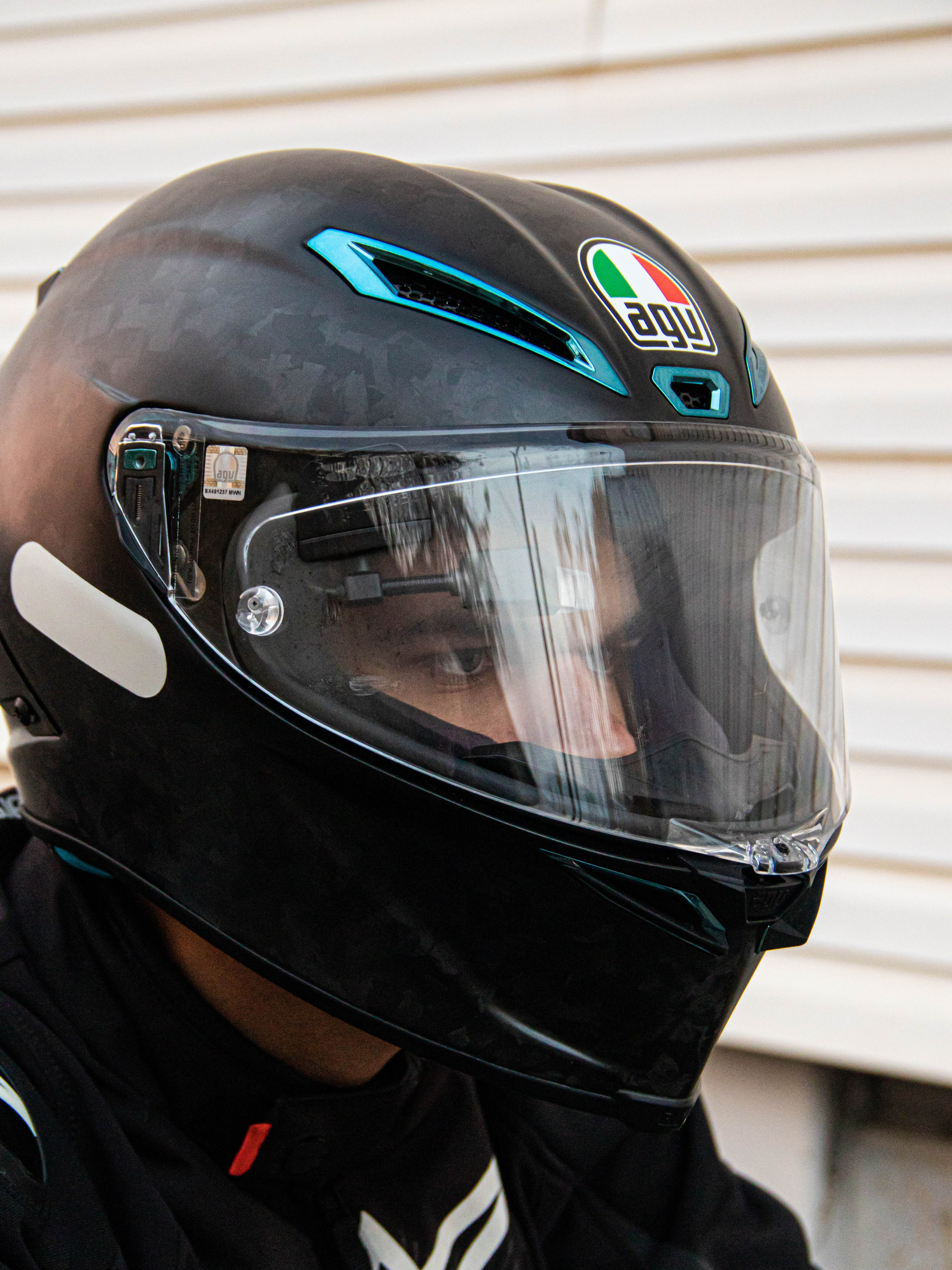 Мотоциклетный шлем. «Матрица»