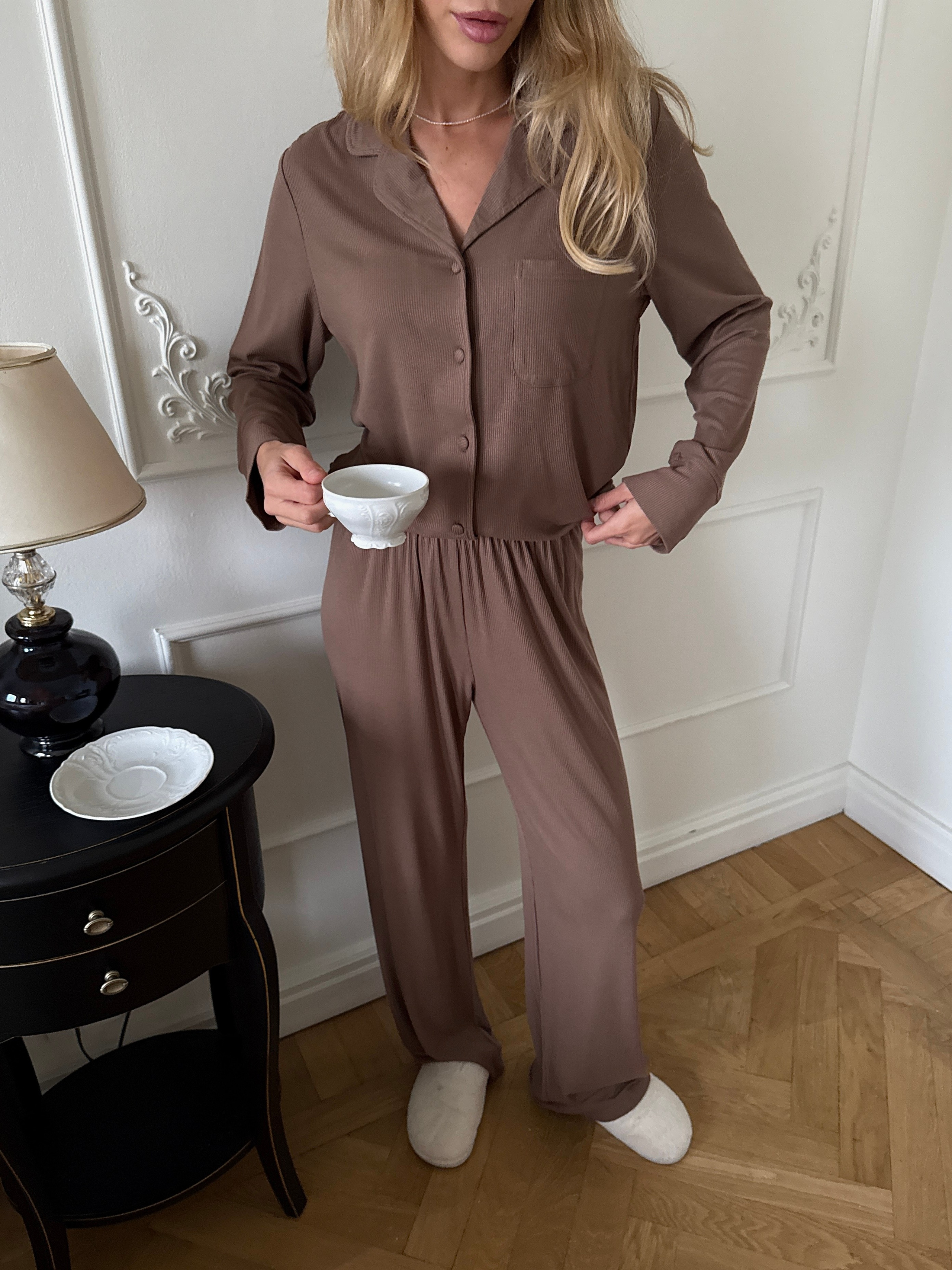 OuMoona. Фотограф для брендов и индивидуальных фотосессий в Москве