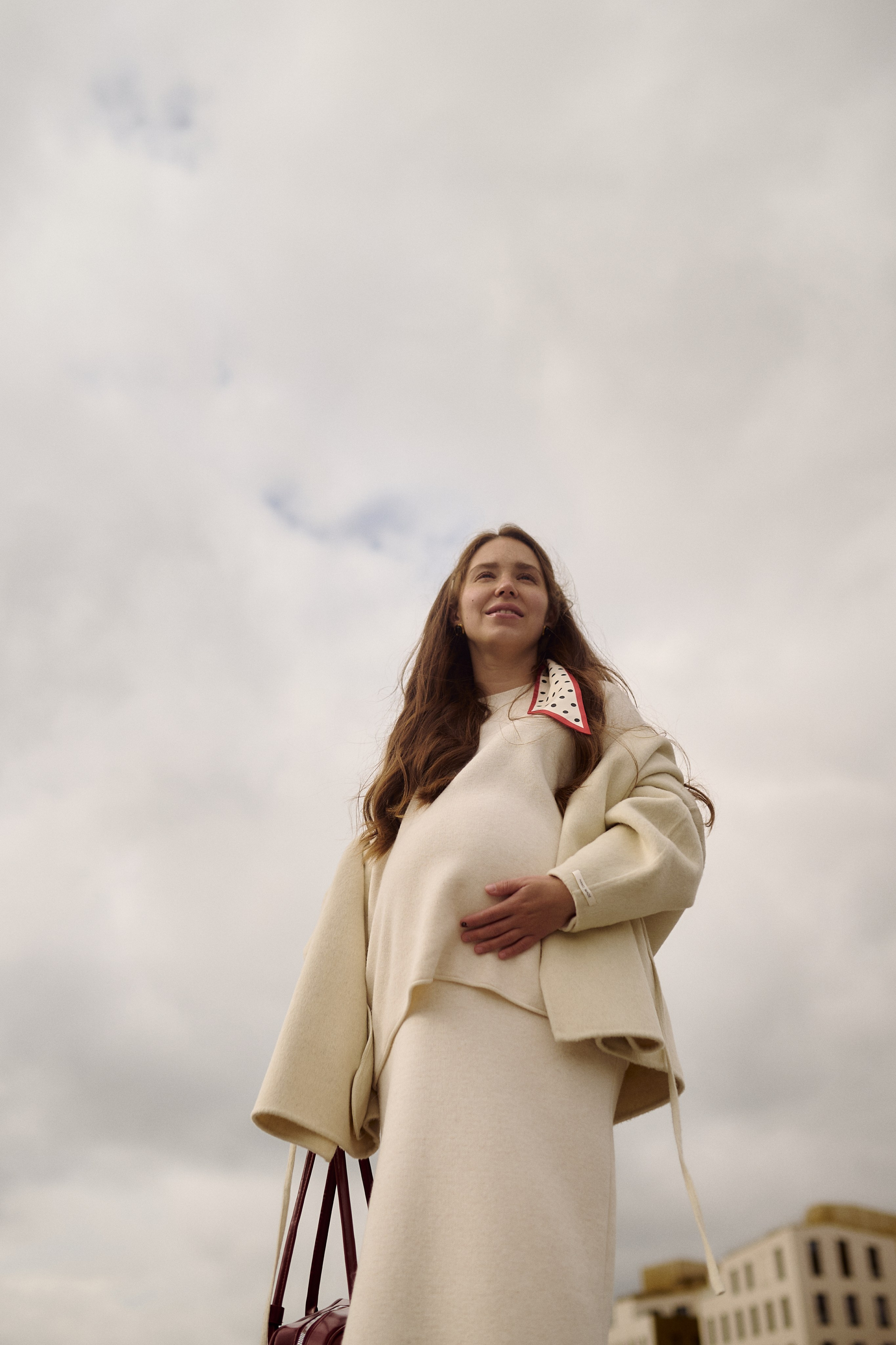 Оля на прогулке по городу. Семейный и свадебный lifestyle-фотограф в Москве Мария Петрова