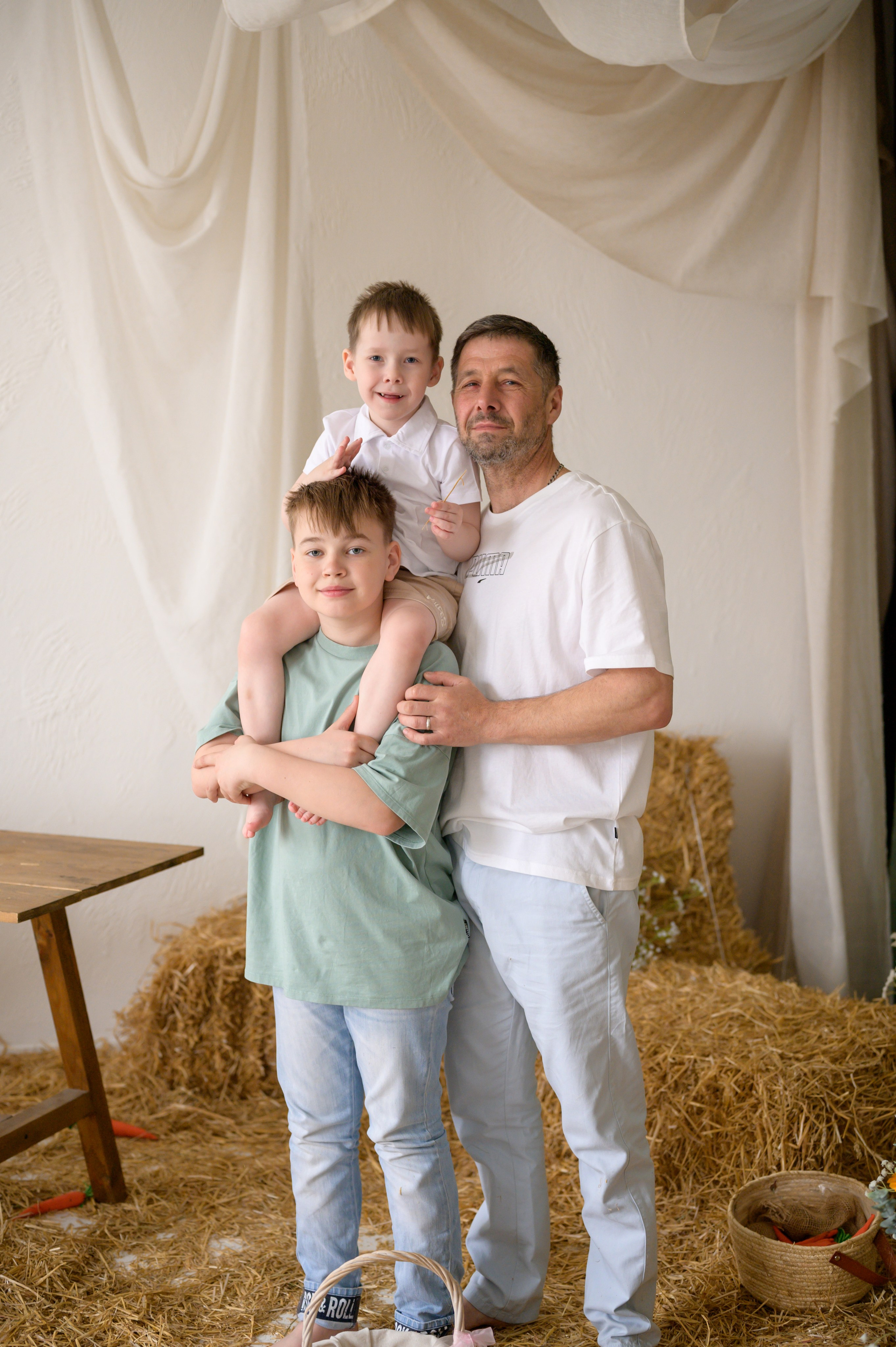 Фотостудия «Рояль» зал «Графика». Фотограф новорожденных, семейный детский в Тюмени Татьяна Морозова