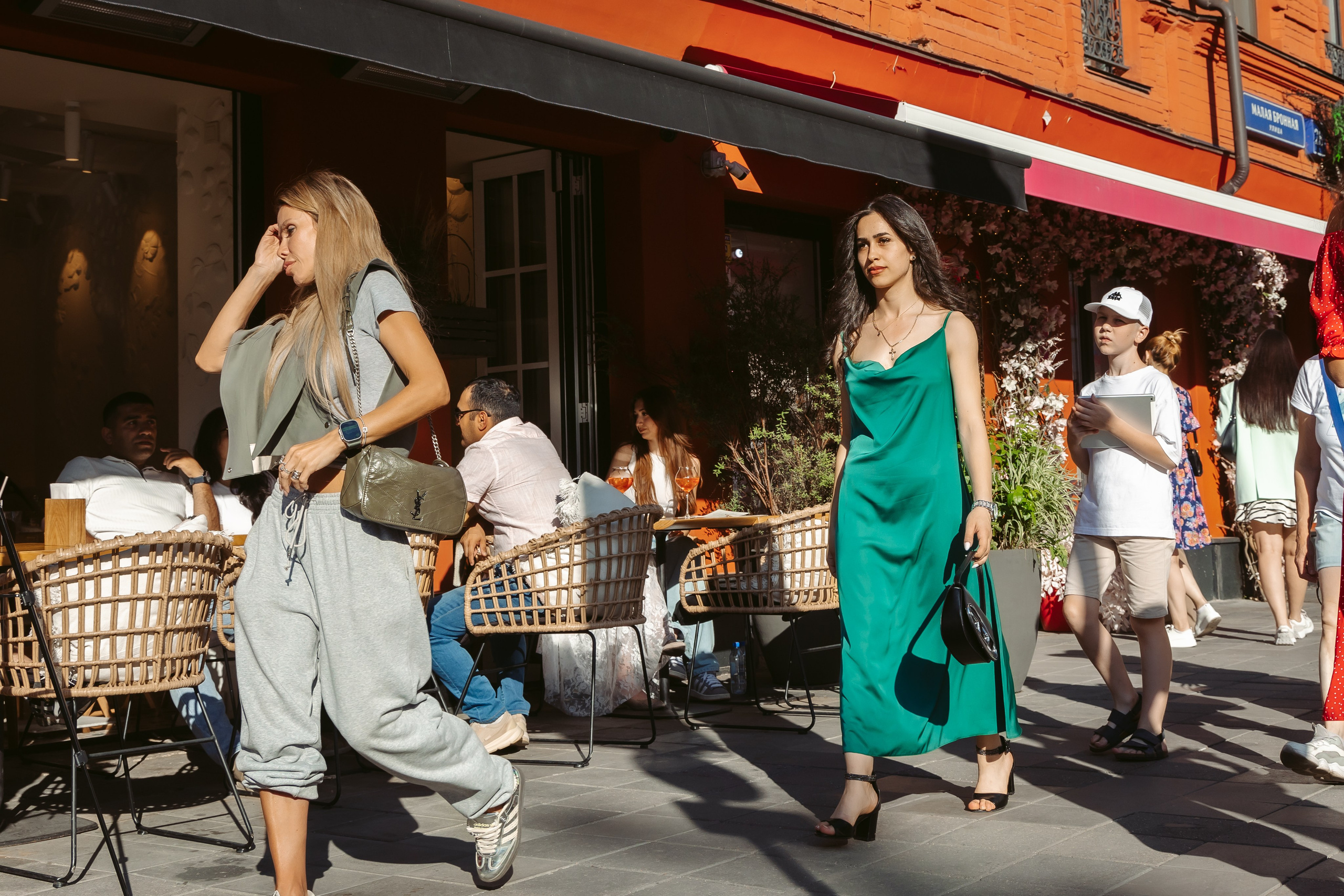 Фото прогулка Зенфира. Свадебный Фотограф в Москве Гор Магтагян