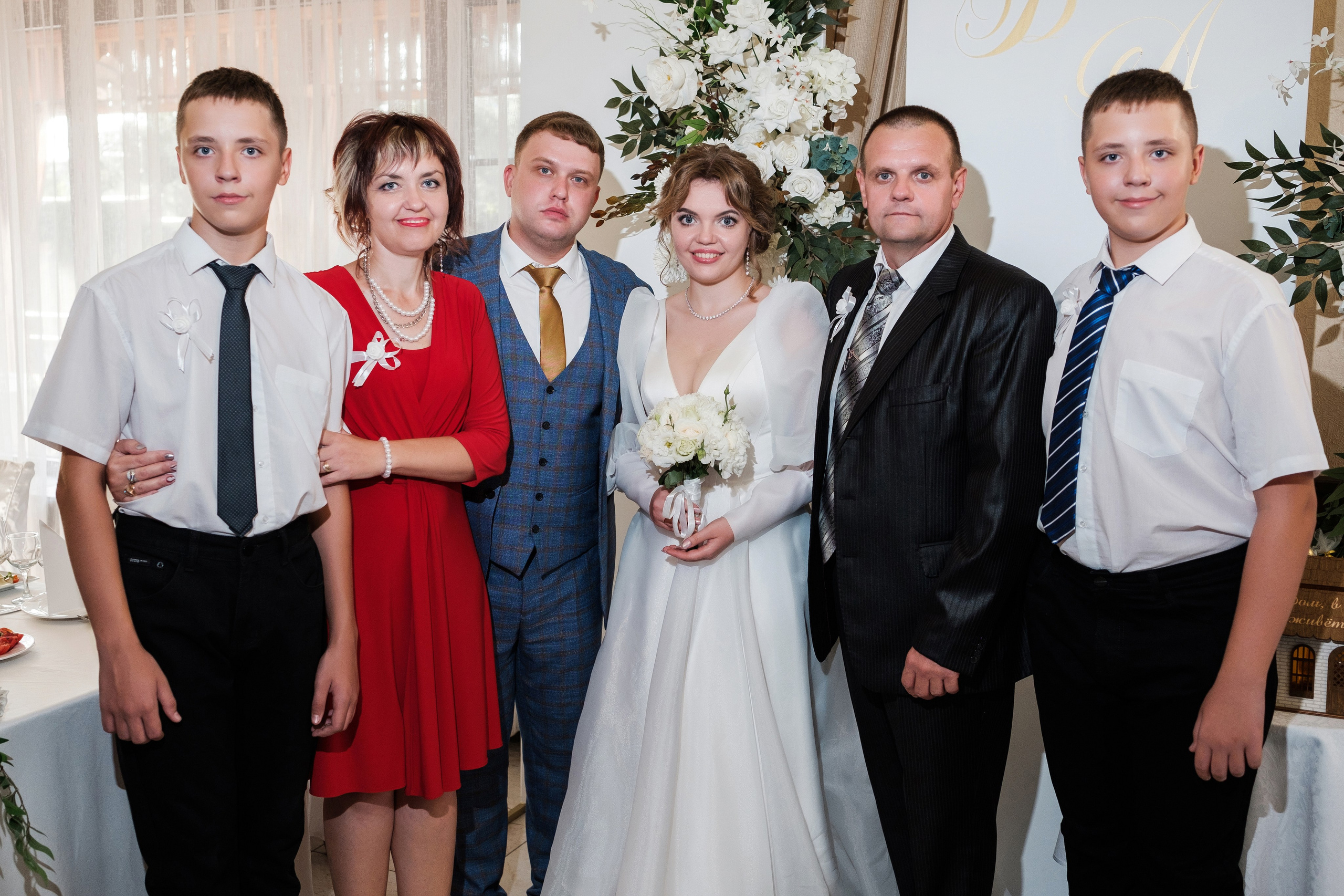 Виктор и Анна. Свадебный фотограф | репортаж | праздники | крещение