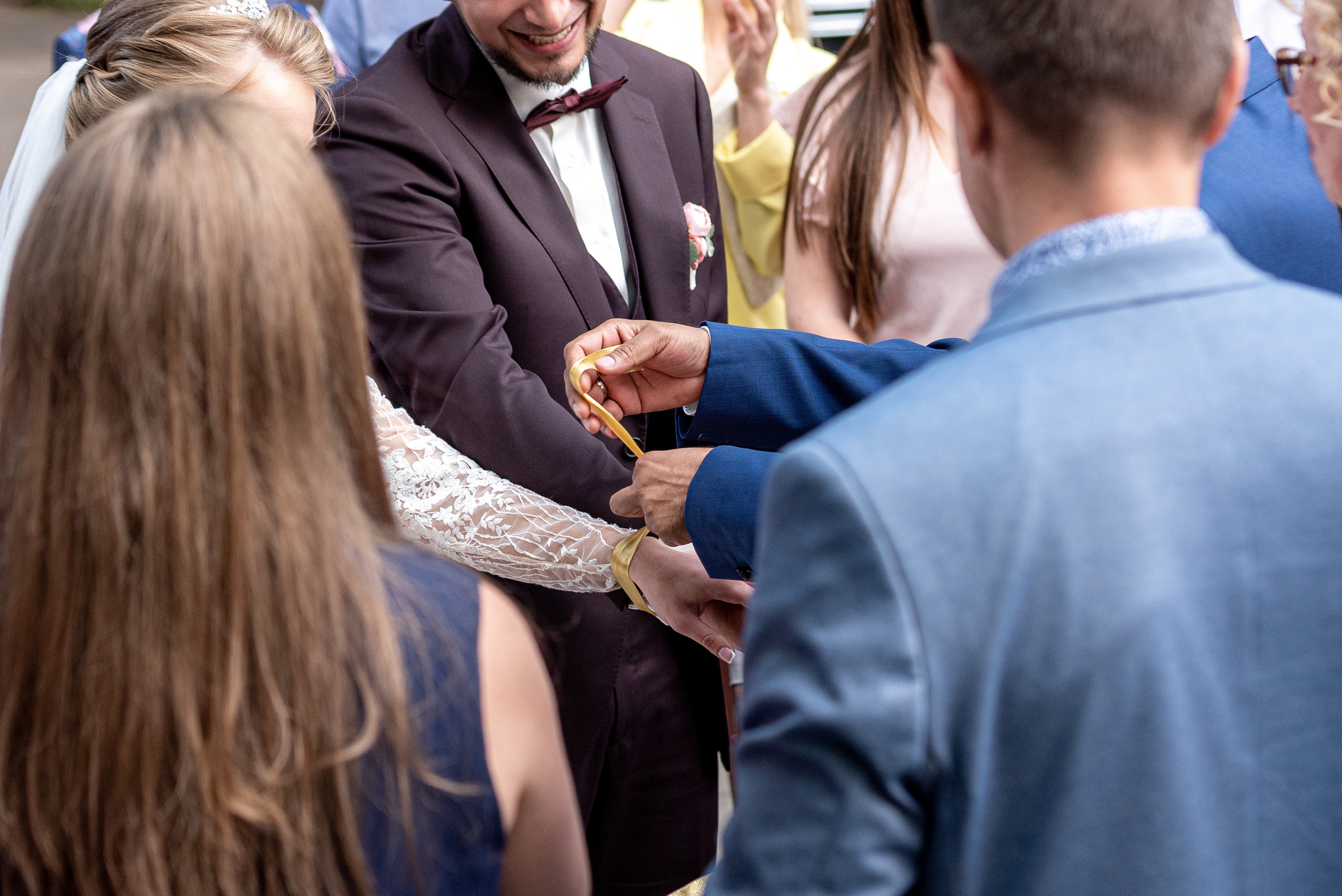 Свадебные фотографии с ретро автомобилем. Свадебный фотограф Наталья Немцева в Санкт-Петербурге