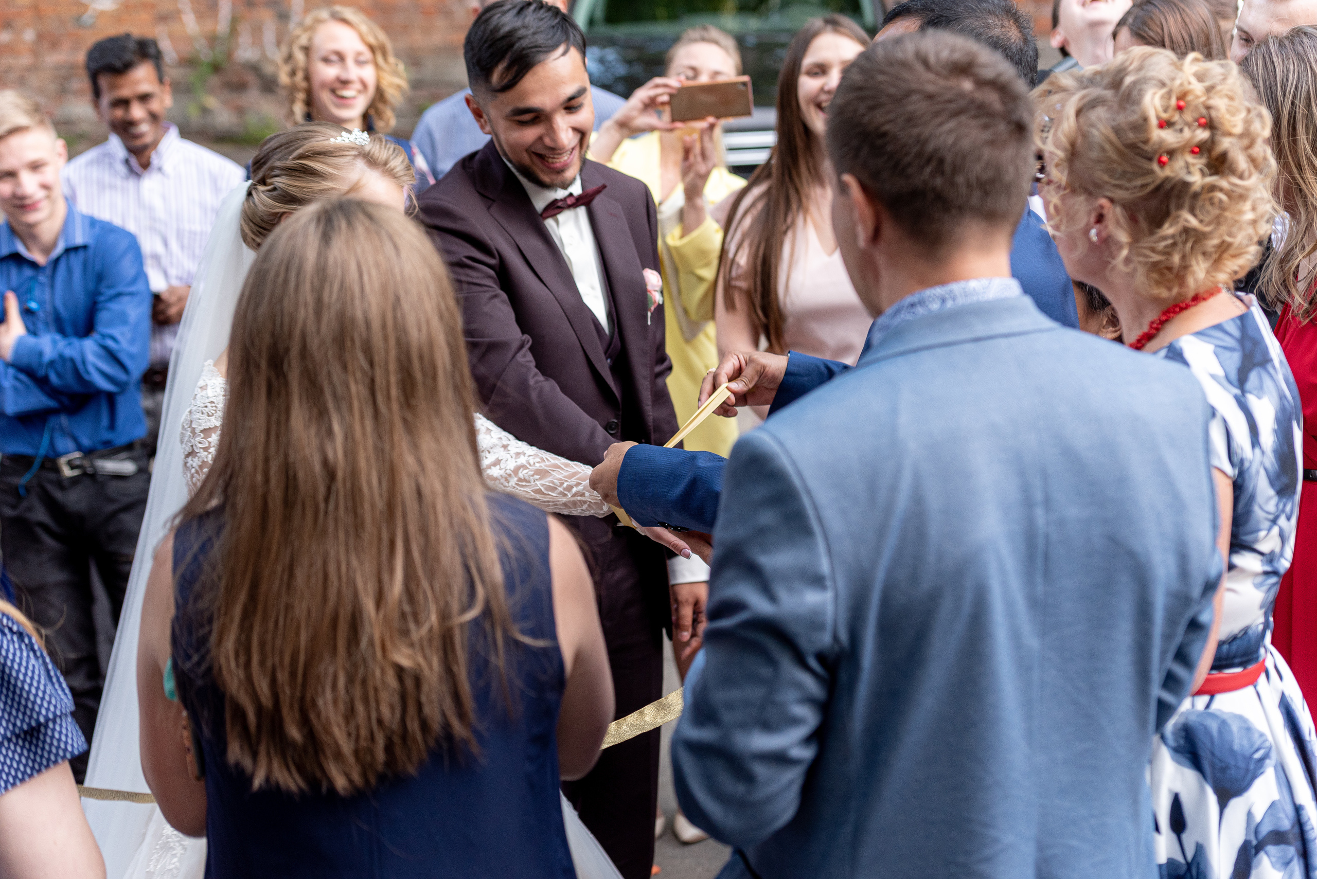 Свадебные фотографии с ретро автомобилем. Свадебный фотограф Наталья Немцева в Санкт-Петербурге