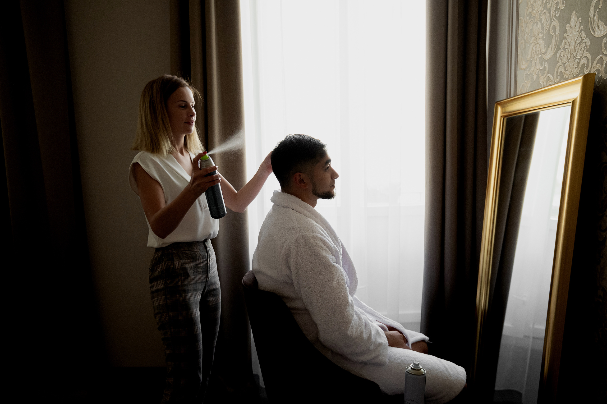 Свадебные фотографии с ретро автомобилем. Свадебный фотограф Наталья Немцева в Санкт-Петербурге