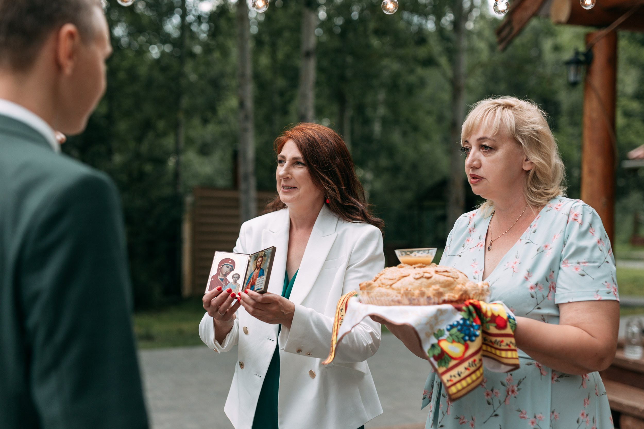 Алиса и Айнур. Фотопродакшн продающего контента