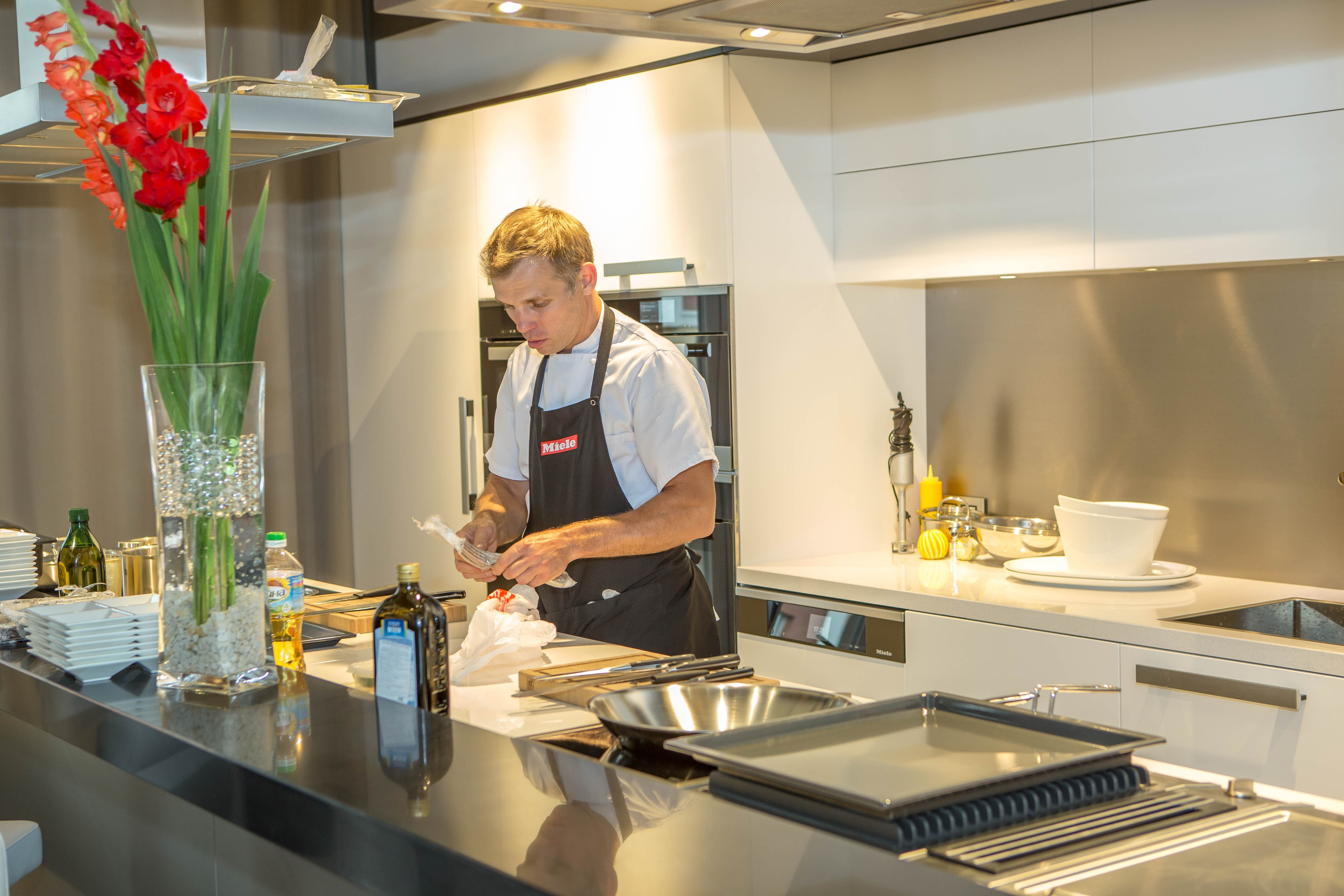 Магазин Miele. Открытие. Главная