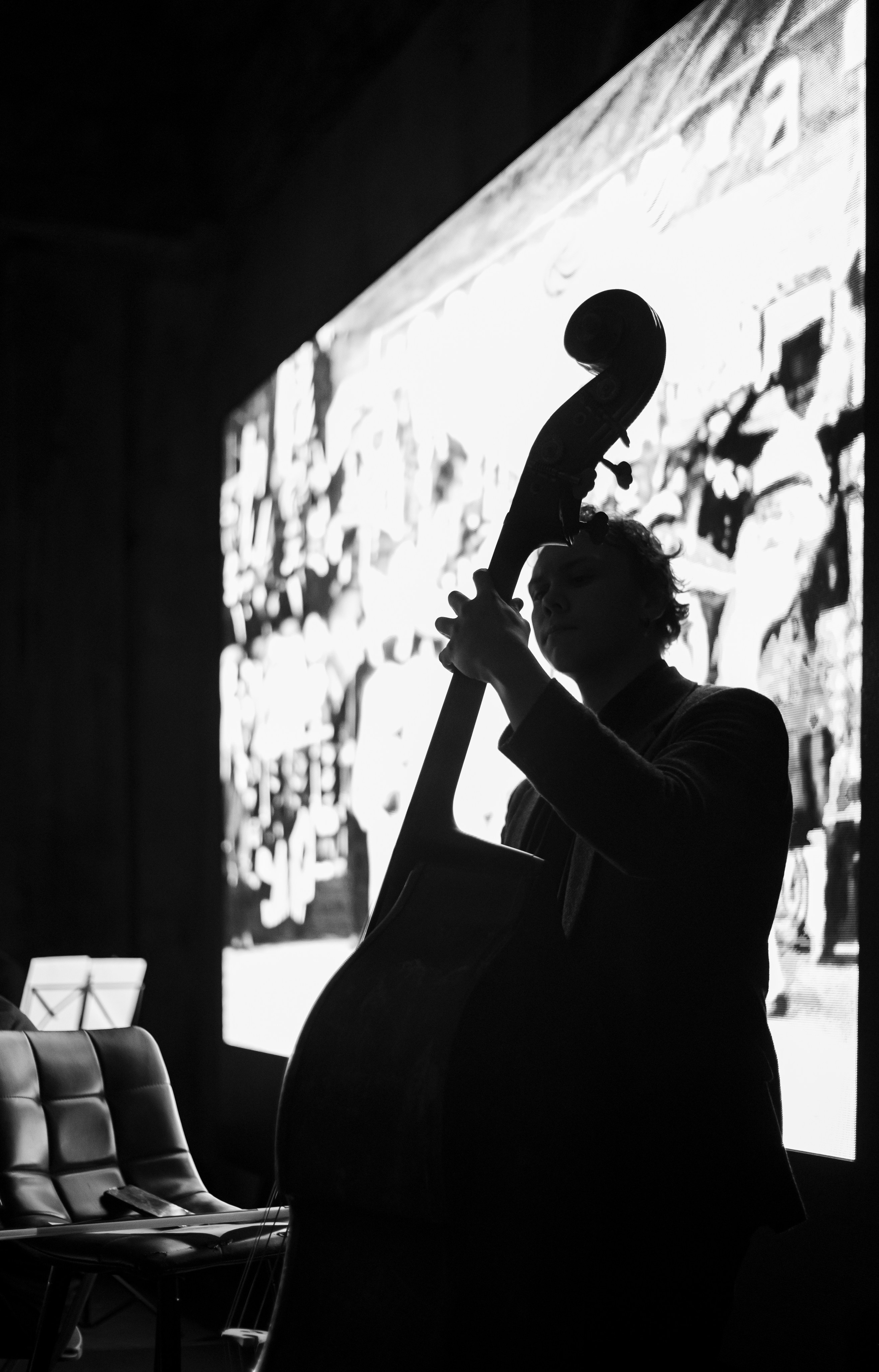 Out cinema | короткий метр Жоржа Мельеса. Сандра Ковалева | ЧБ фотограф