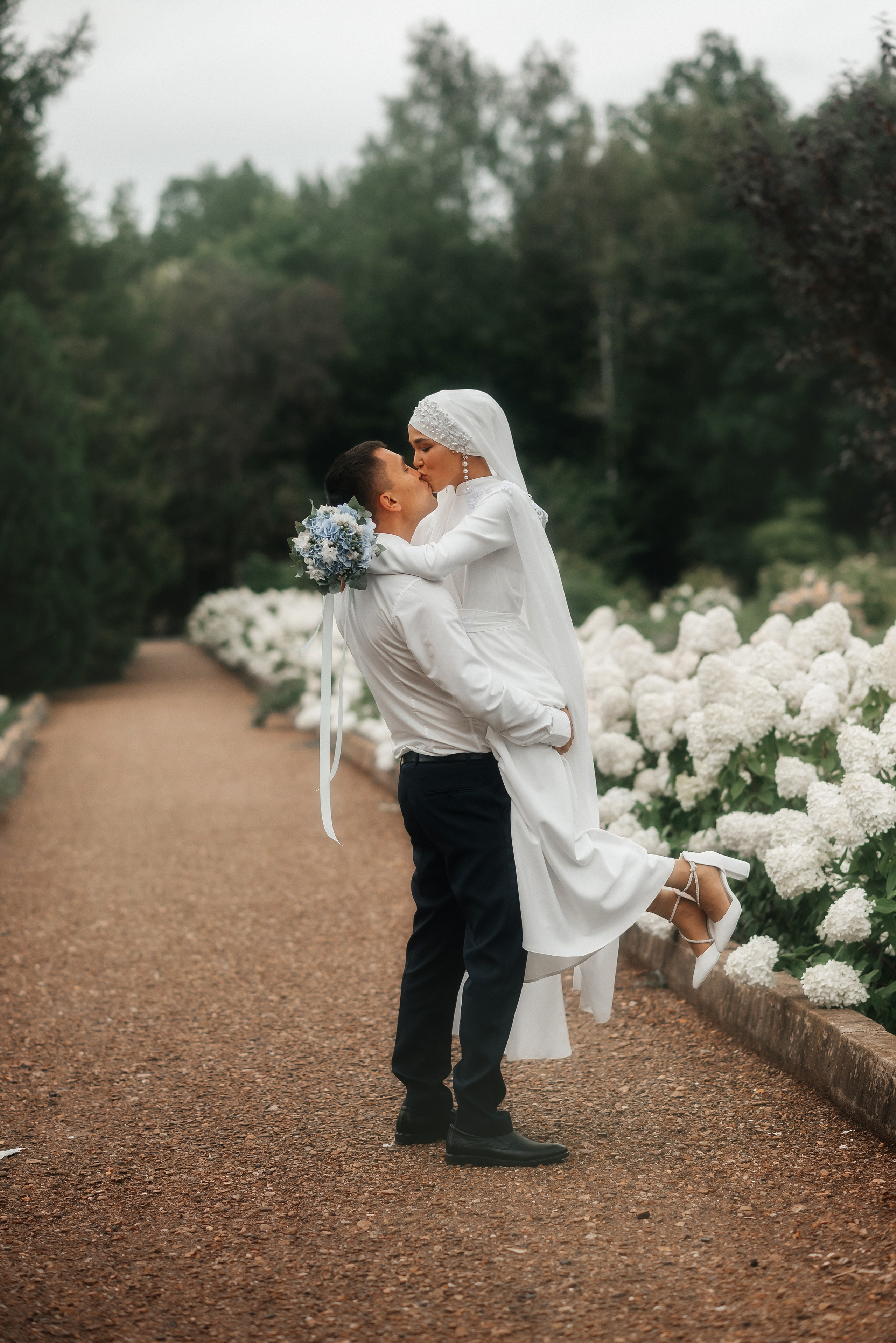 Ботанический сад свадебная фотосъемка. Профессиональный фотограф в Уфе Алина Стрелкова