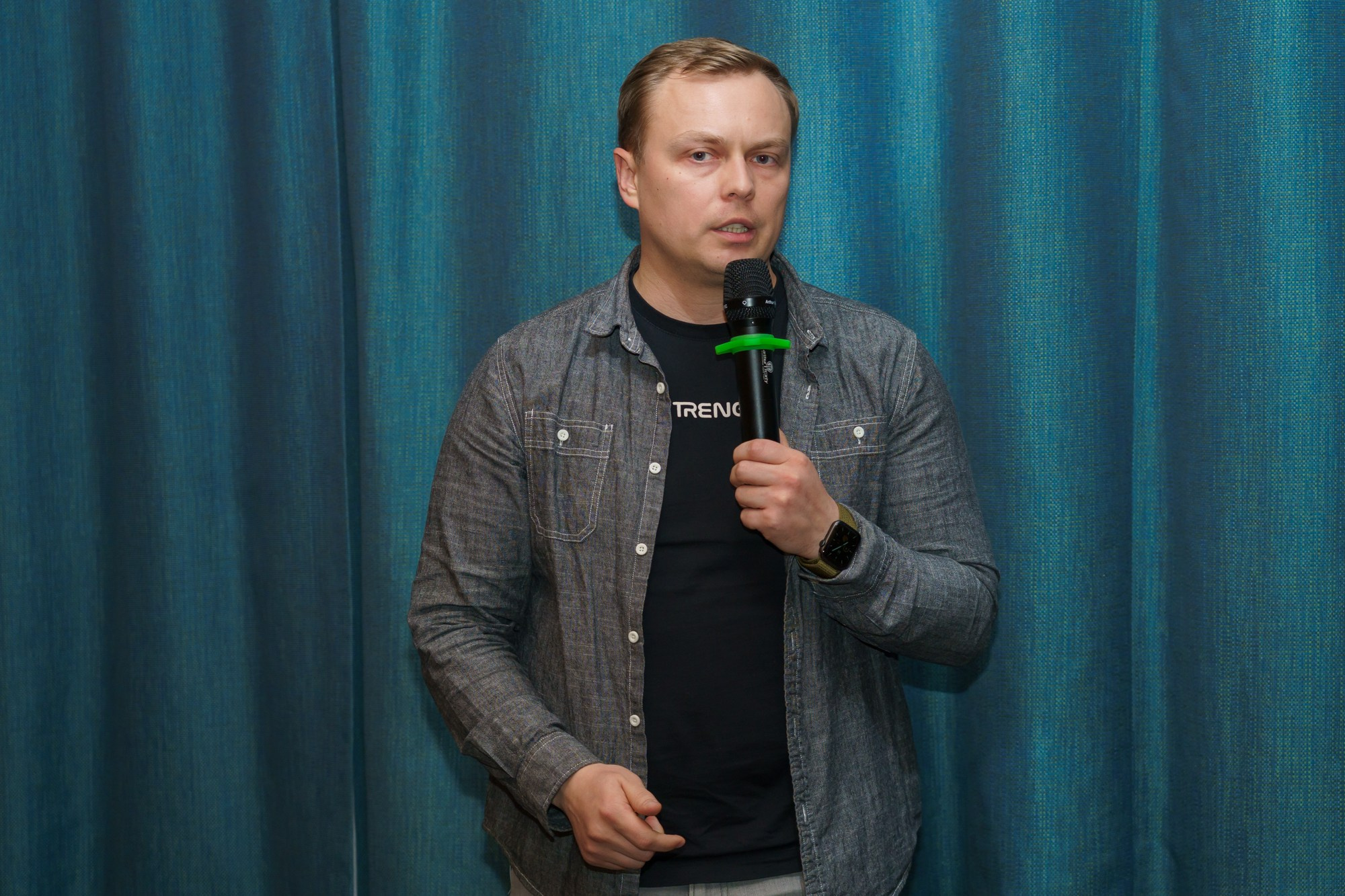 Выступление спикера. Photomantis