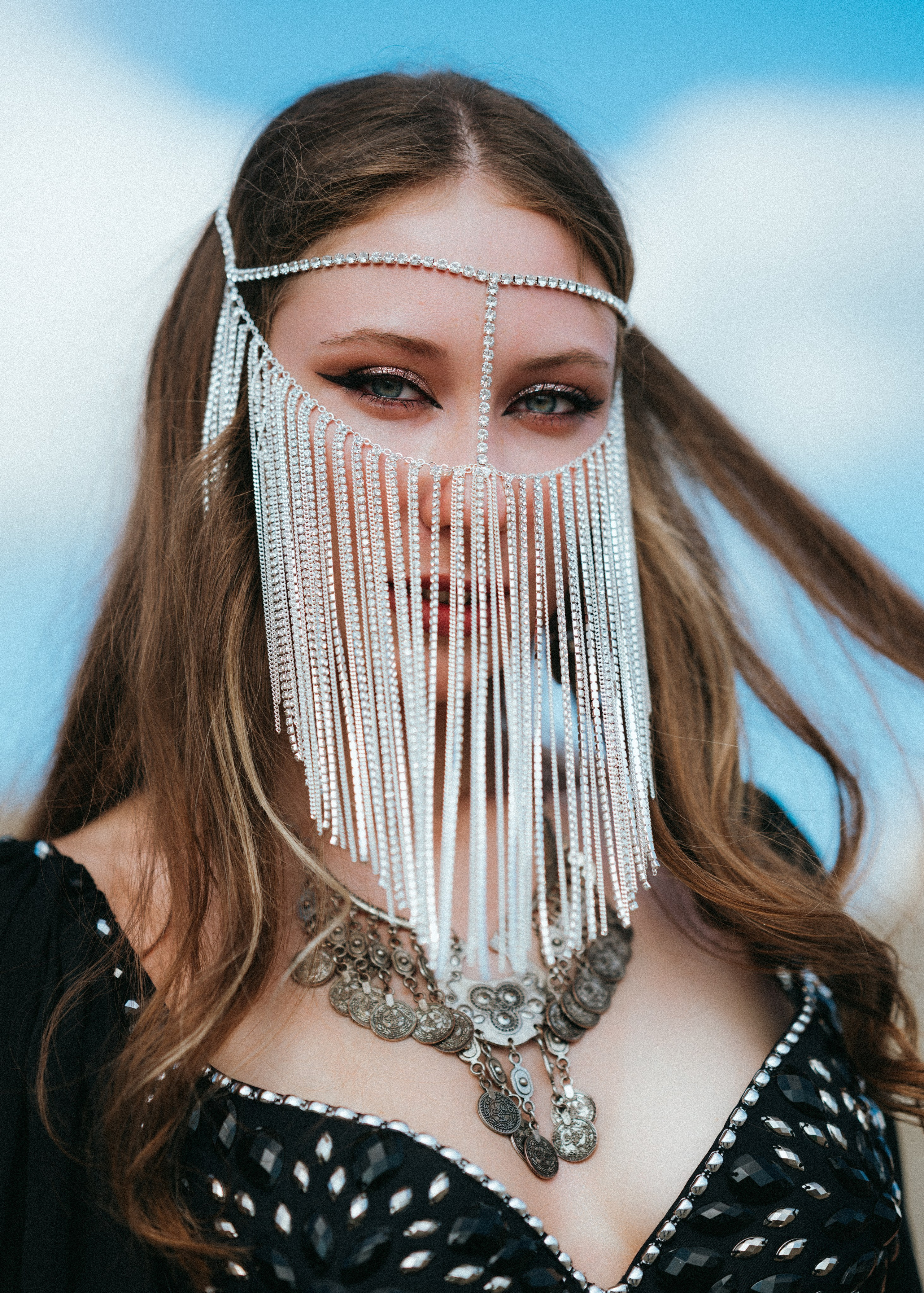 Орг https://t.me/fv_nsk vk.com/fv_nsk #фотовстречинск 💃🏻 @lina_laww Vk: https://vk.com/lina_lavv 💃🏻 @victoryyya_05 https://vk.com/victoryya_kir 👑 Белый костюм и&nbsp;тиара VK @olga.karrott.jewelry