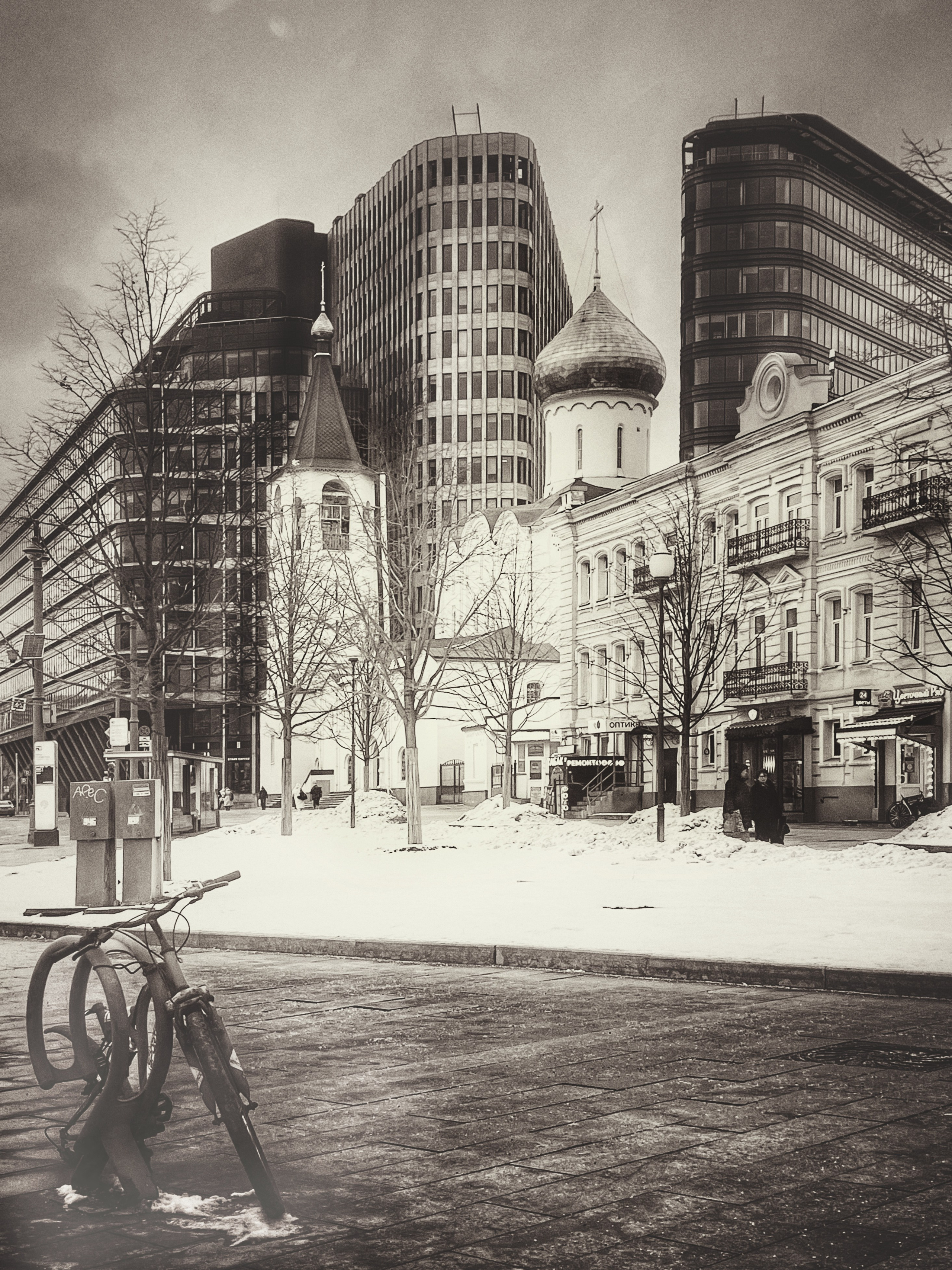 Снято на телефон. Фотография, ретушь, сканирование, восстановление старых фото, интерьерная съёмка, студия. Данилов Александр, Москва