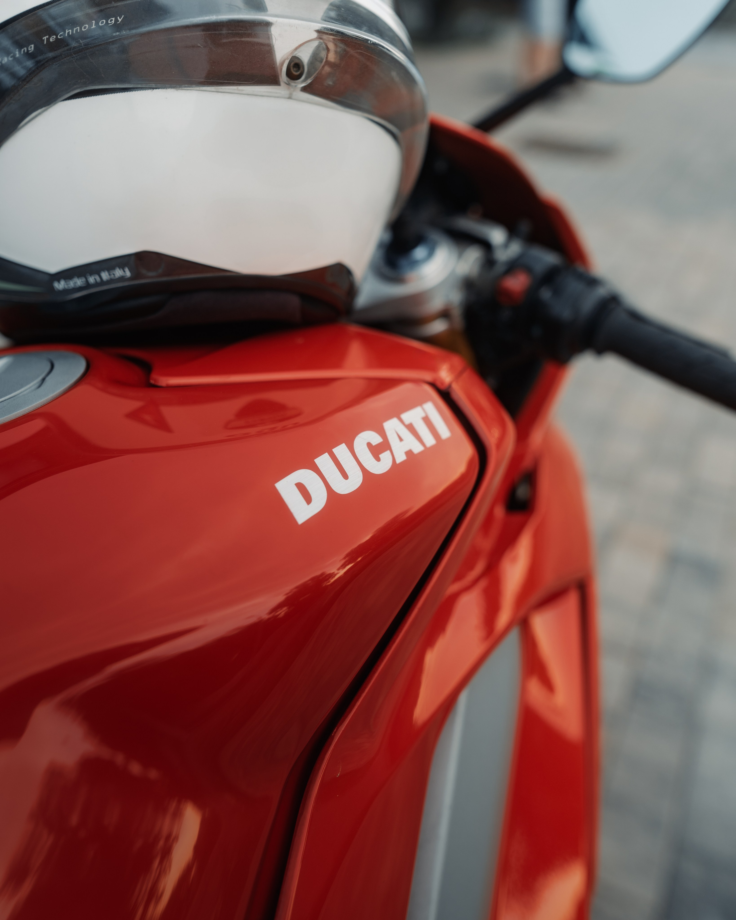Photoshoot of Ducati Panigale V4S in Kazan — Anton Avanzato