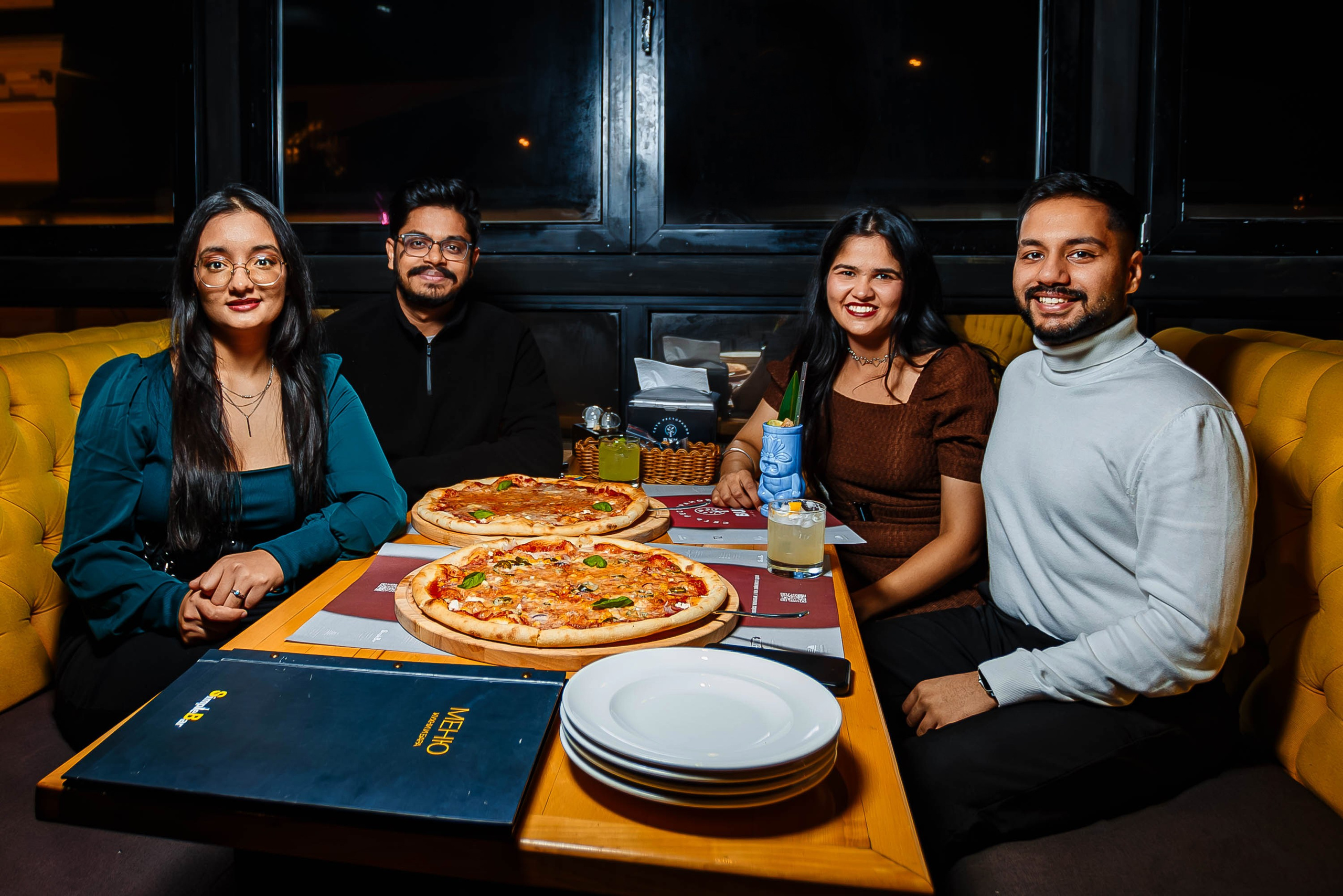 Simple Friday_Simple Bar_Симферополь_29.11.2024. Аминов Руслан | Фотограф