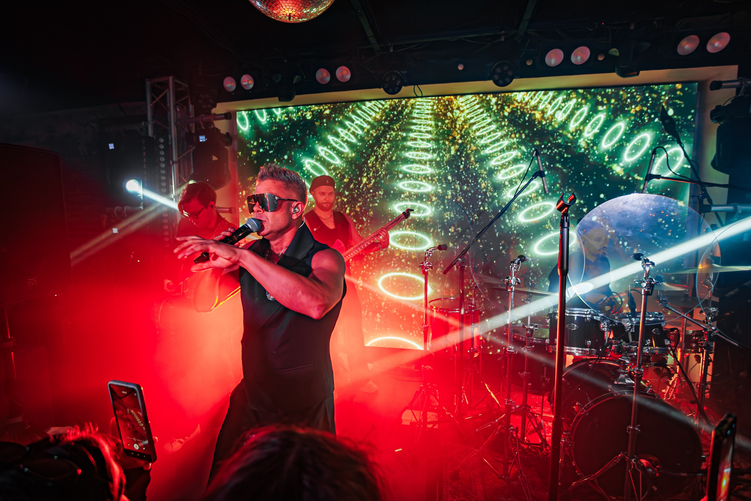 «Митя Фомин"_Чайка на пляже_Ялта_28.06.2025 г. Аминов Руслан | Фотограф