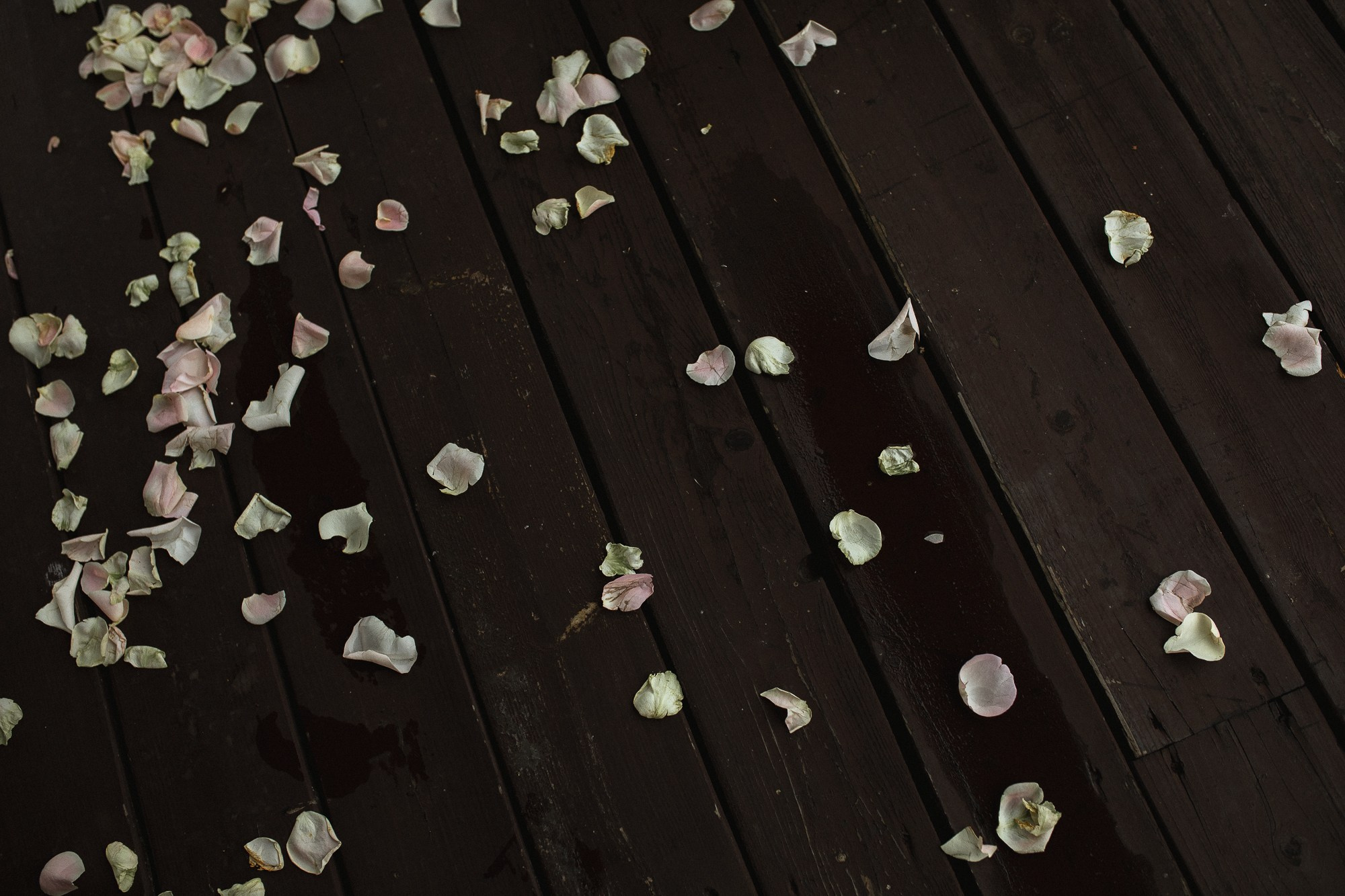 За окном был дождь. Свадебный фотограф Ярославль, Рыбинск