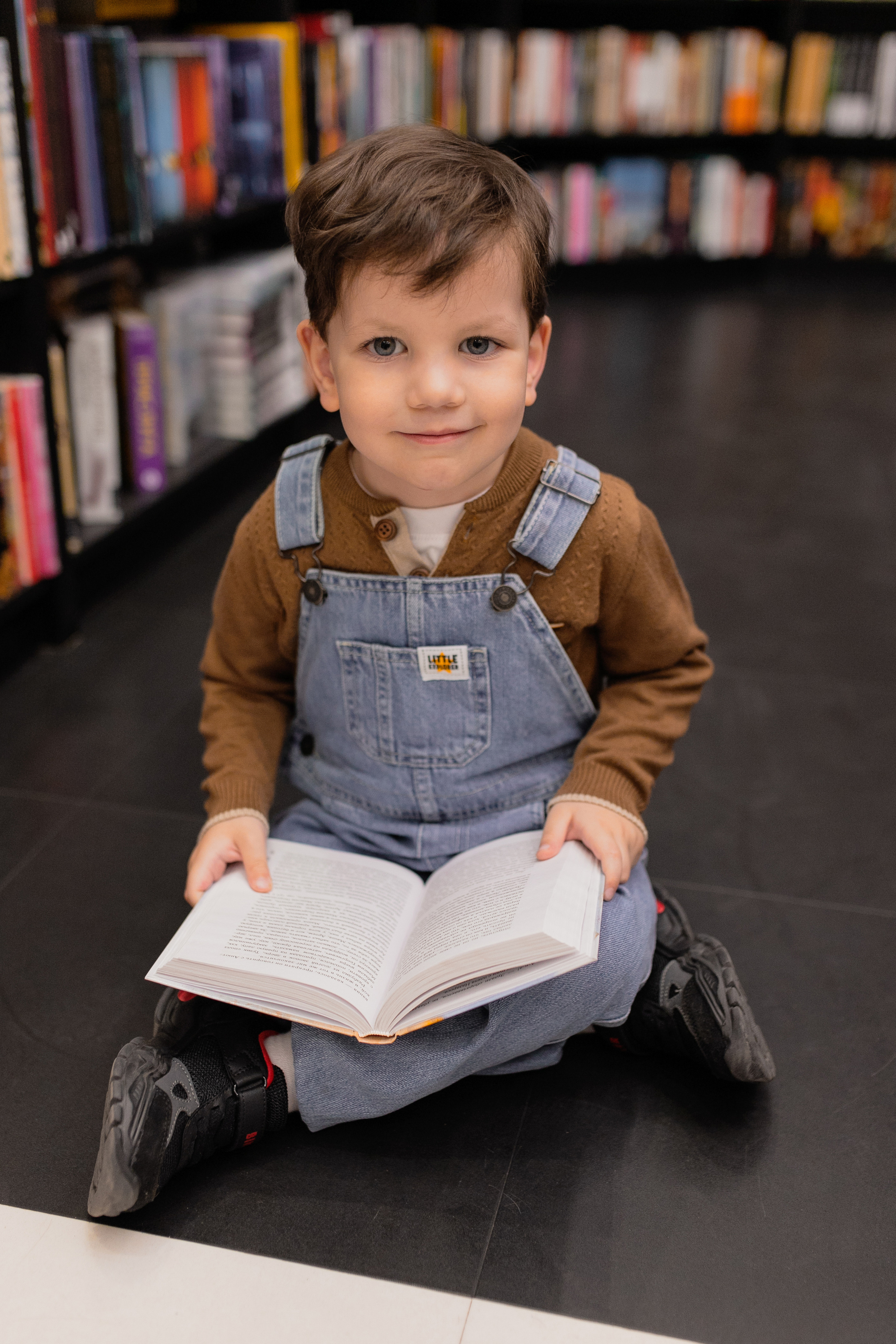 Библиотека. Фотограф в Иркутске Тома Кабанова