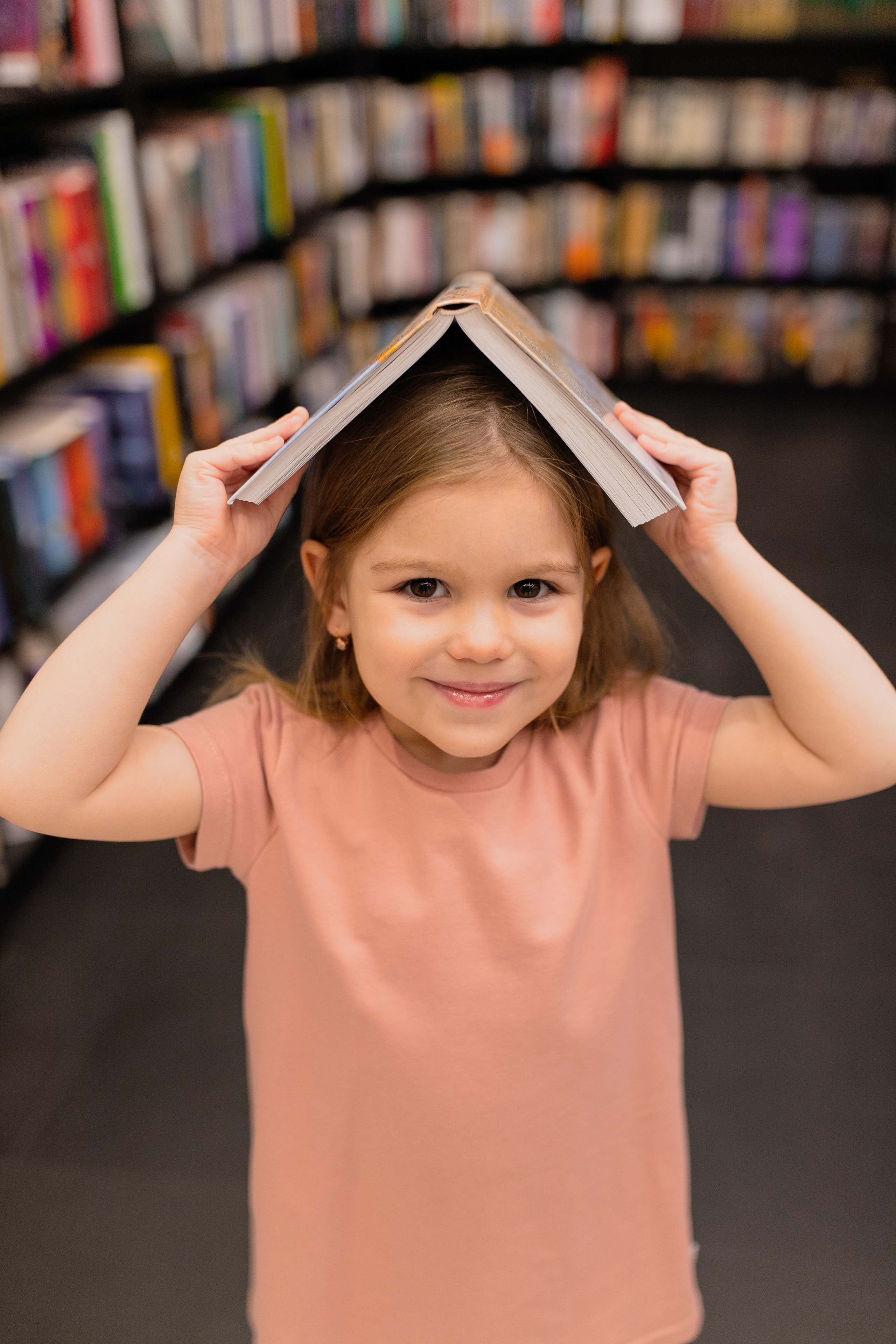 Библиотека. Фотограф в Иркутске Тома Кабанова