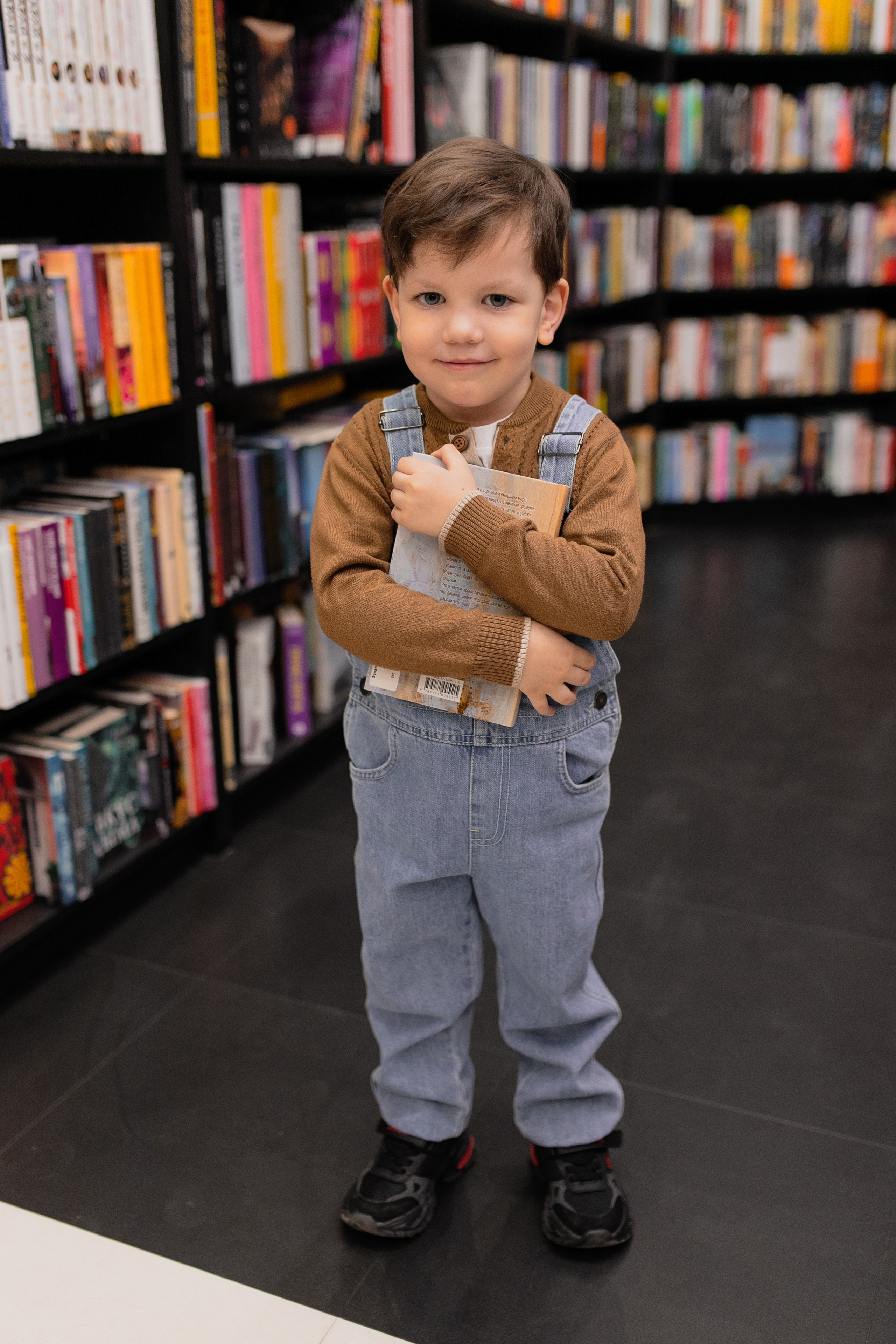 Библиотека. Фотограф в Иркутске Тома Кабанова