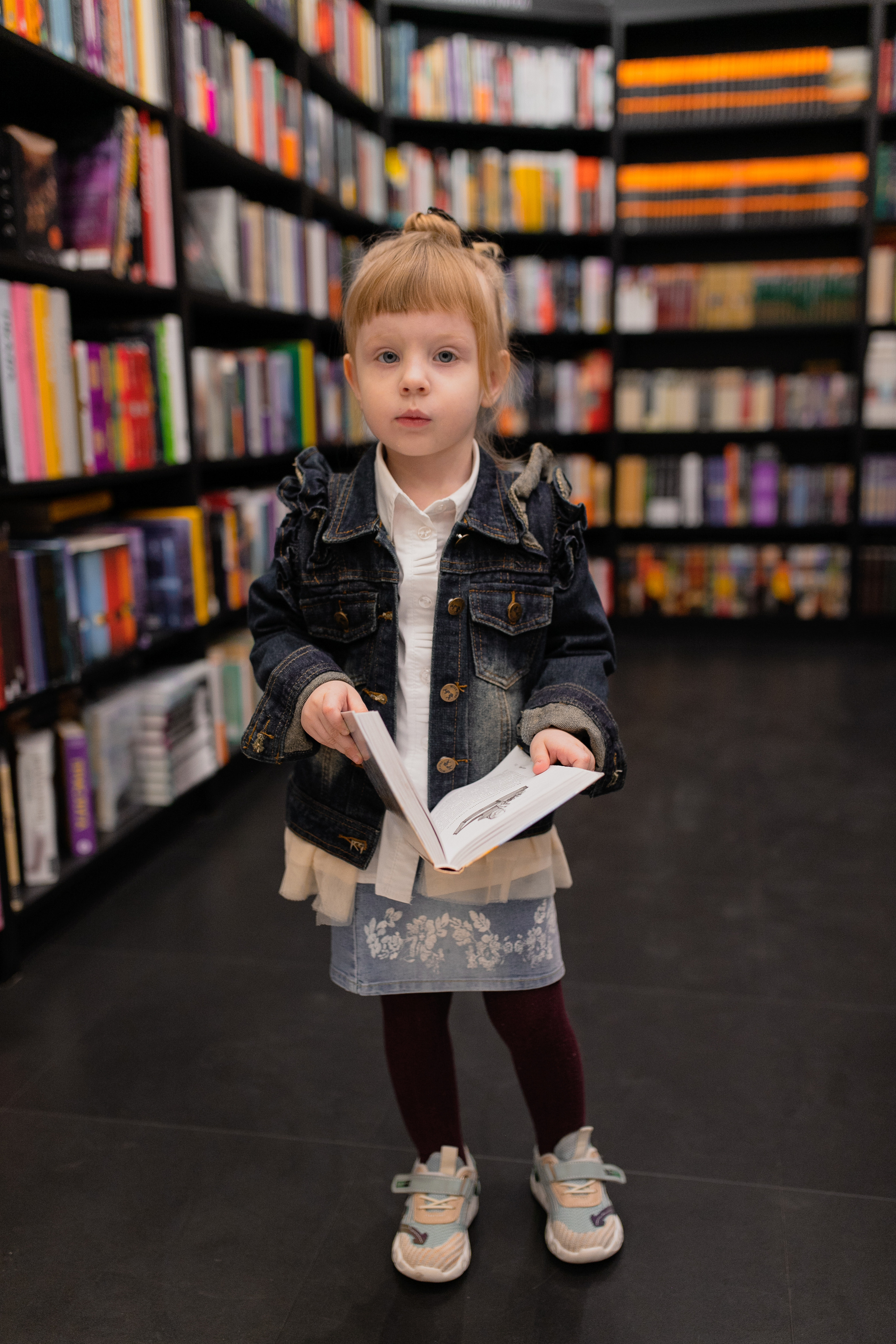 Библиотека. Фотограф в Иркутске Тома Кабанова