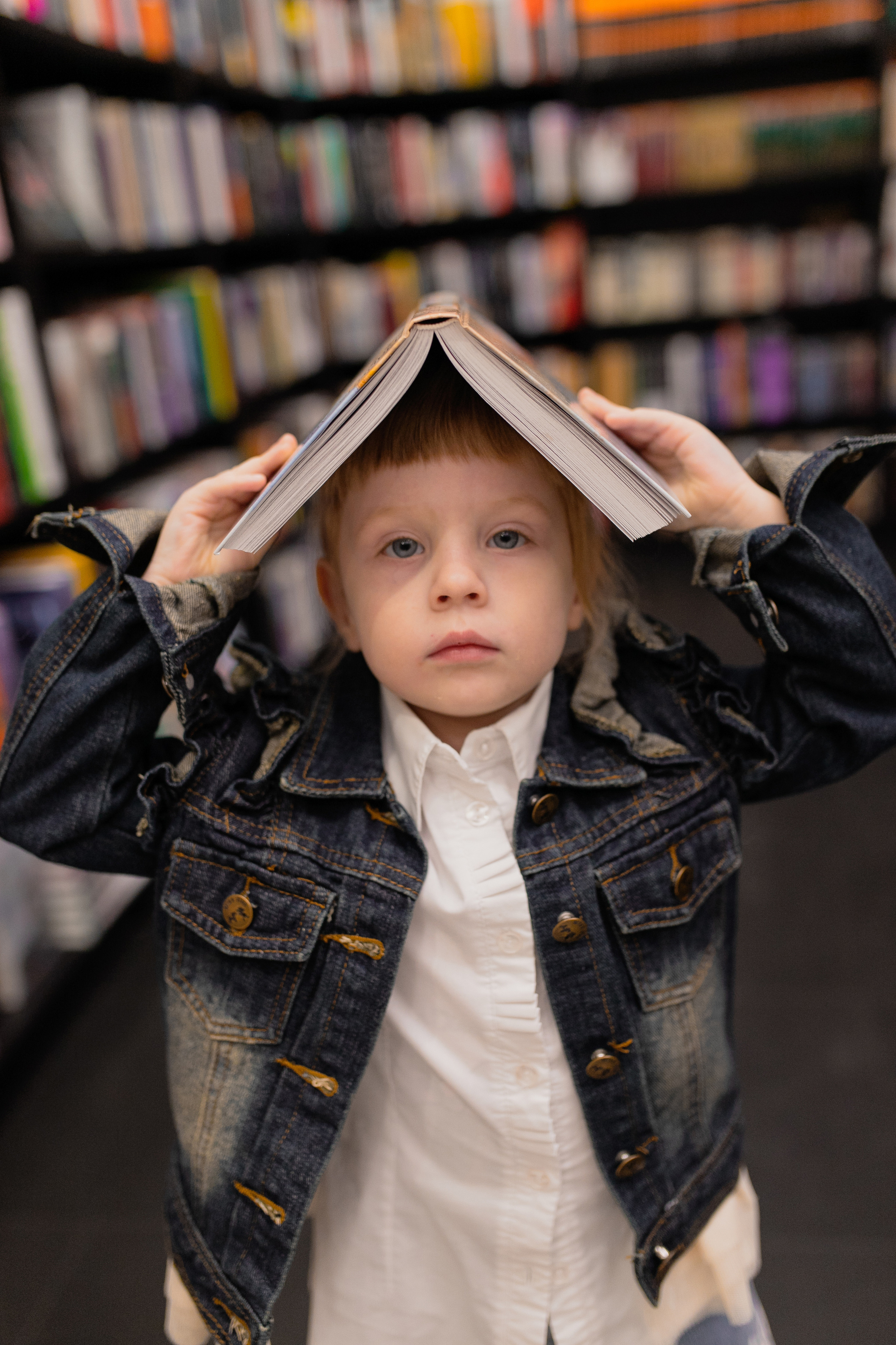 Библиотека. Фотограф в Иркутске Тома Кабанова